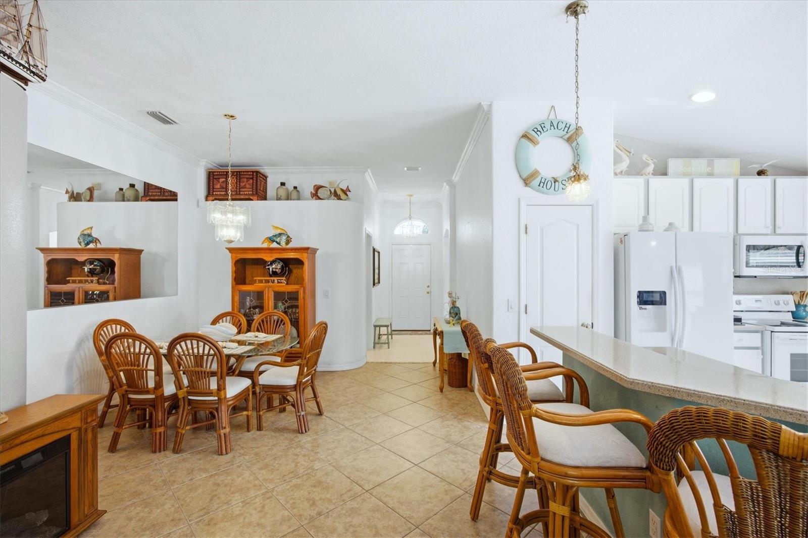 Image 16 of 69 For 1658 Scarlett Avenue