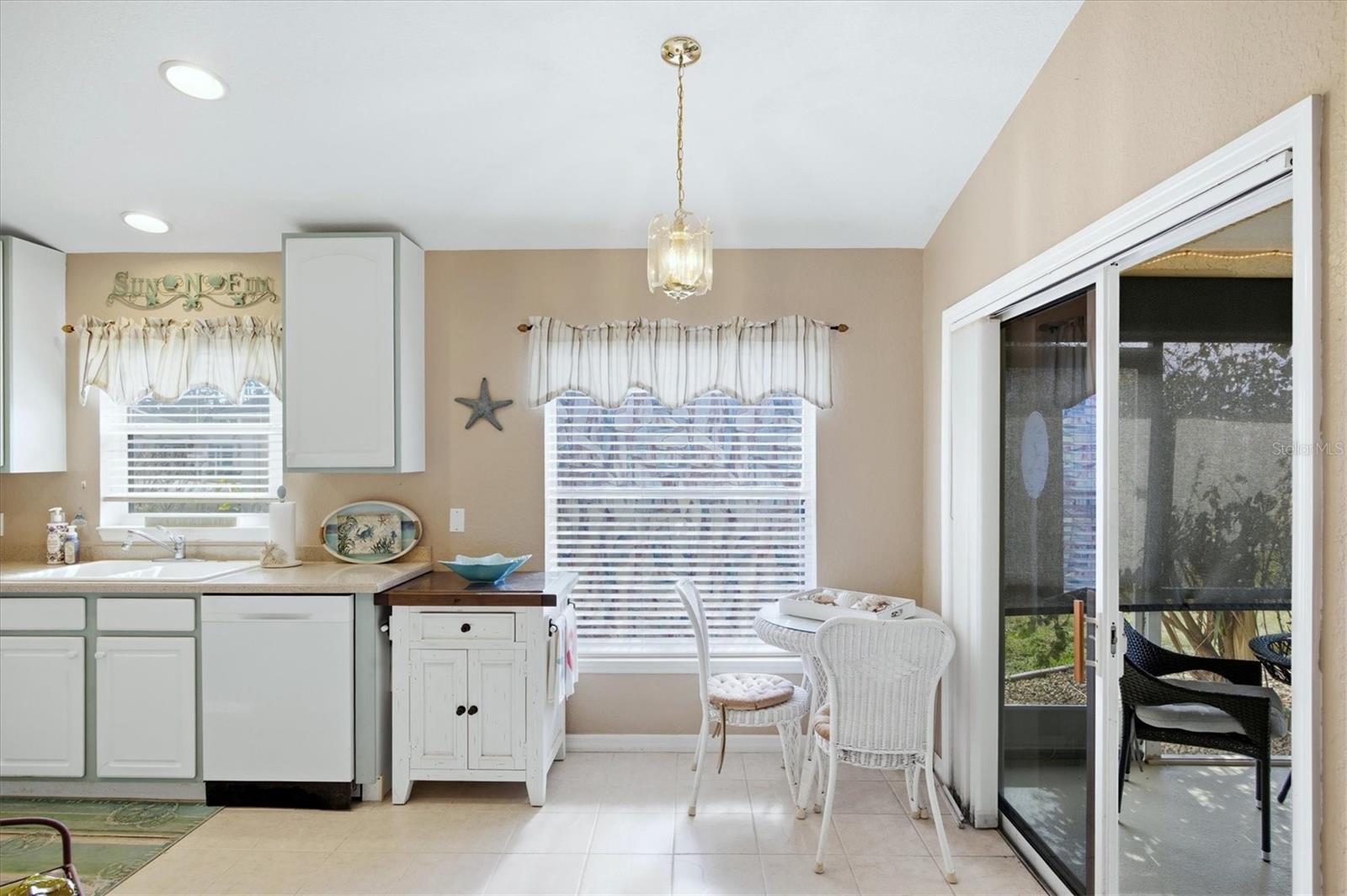 Image 22 of 69 For 1658 Scarlett Avenue