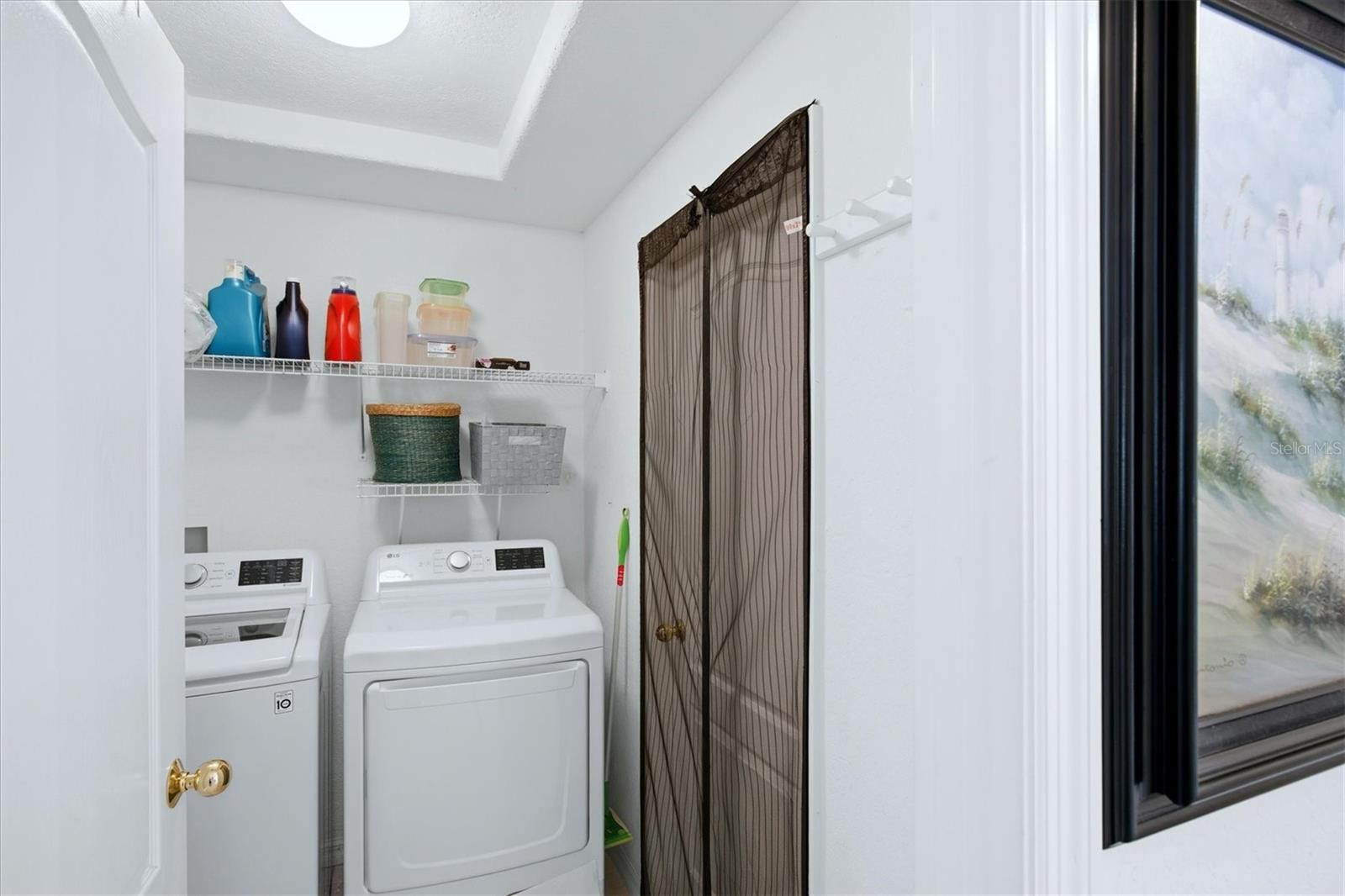 Image 35 of 69 For 1658 Scarlett Avenue