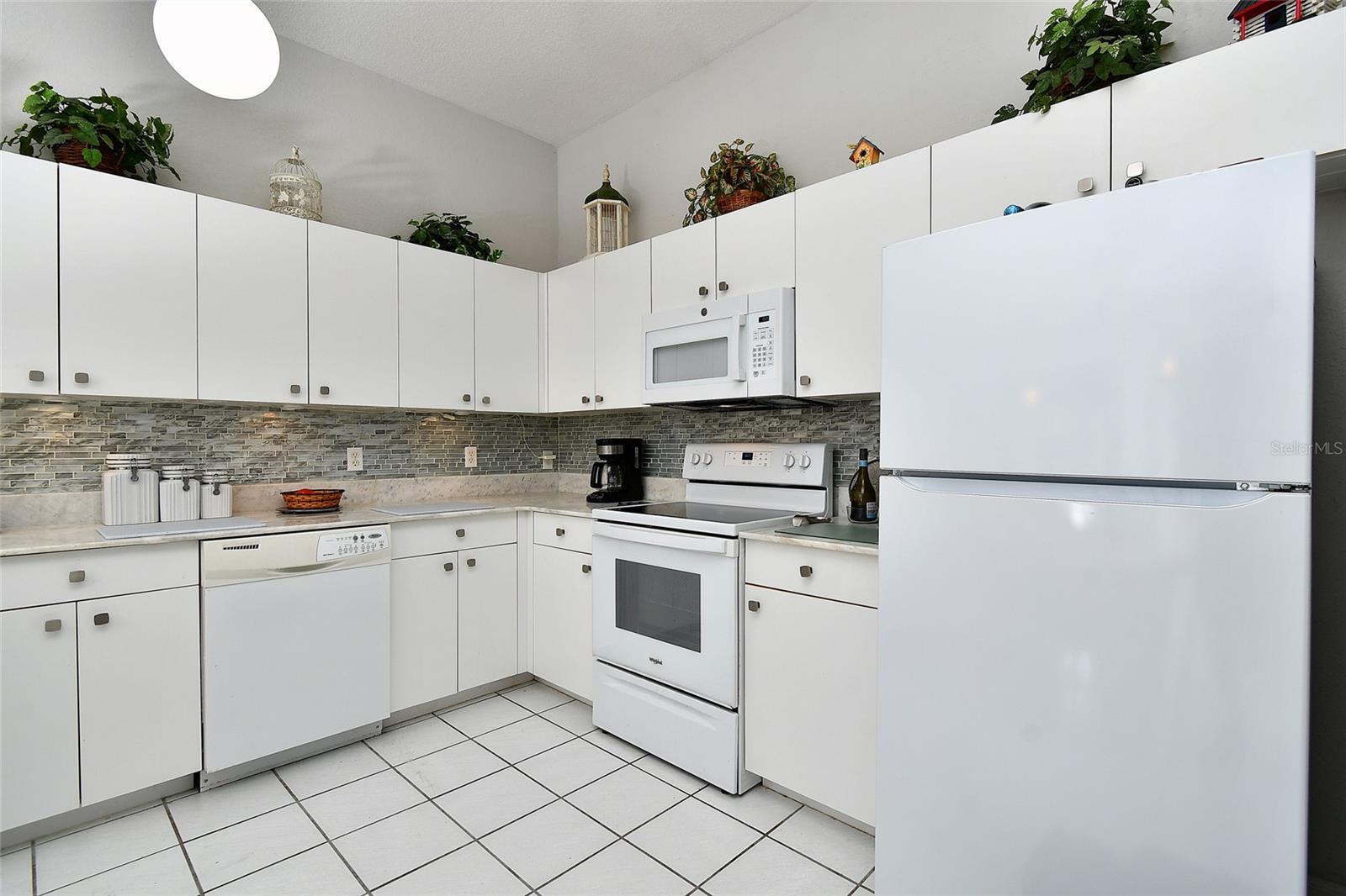 Image 12 of 32 For 2049 Matecumbe Key Road