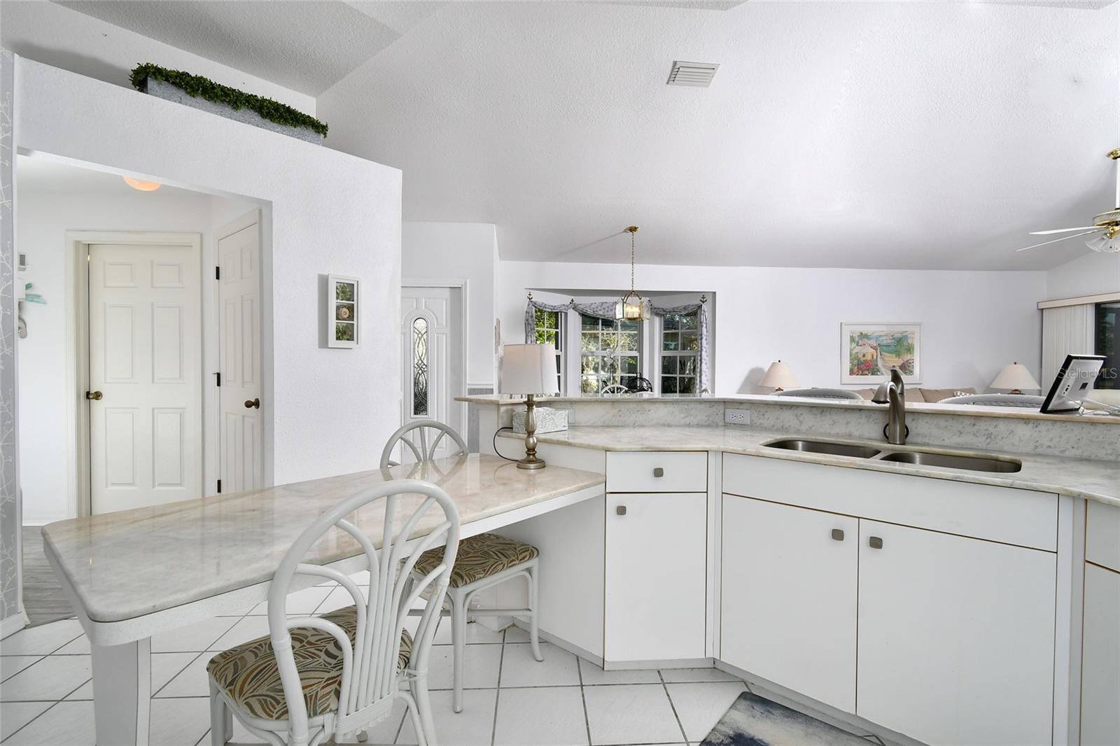 Image 14 of 32 For 2049 Matecumbe Key Road