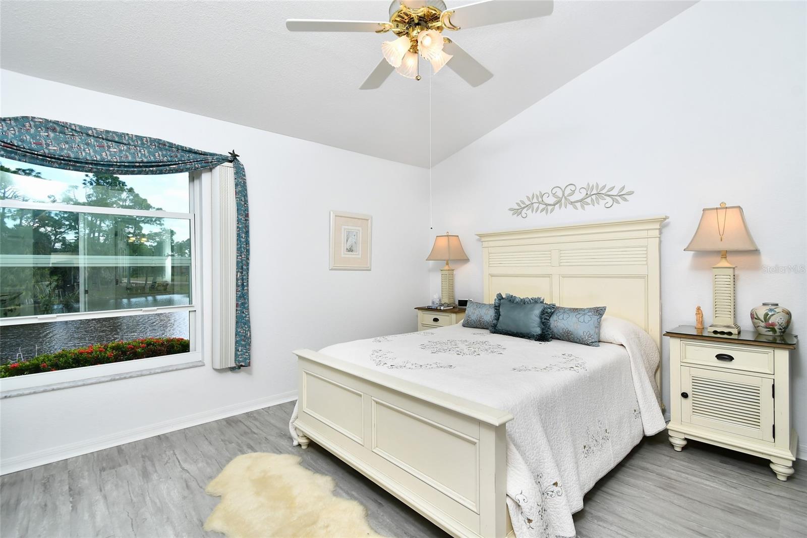 Image 16 of 32 For 2049 Matecumbe Key Road