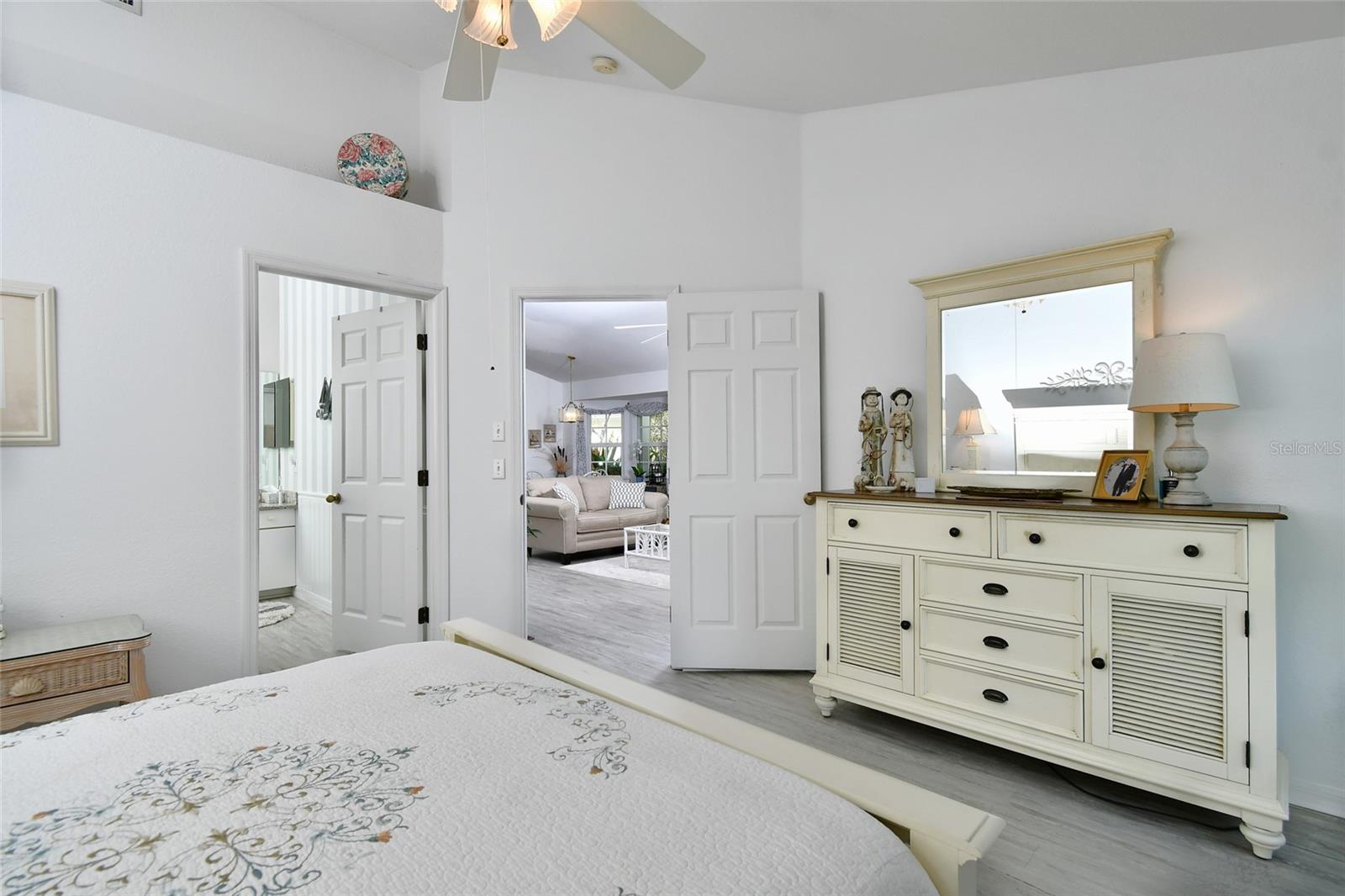 Image 18 of 32 For 2049 Matecumbe Key Road