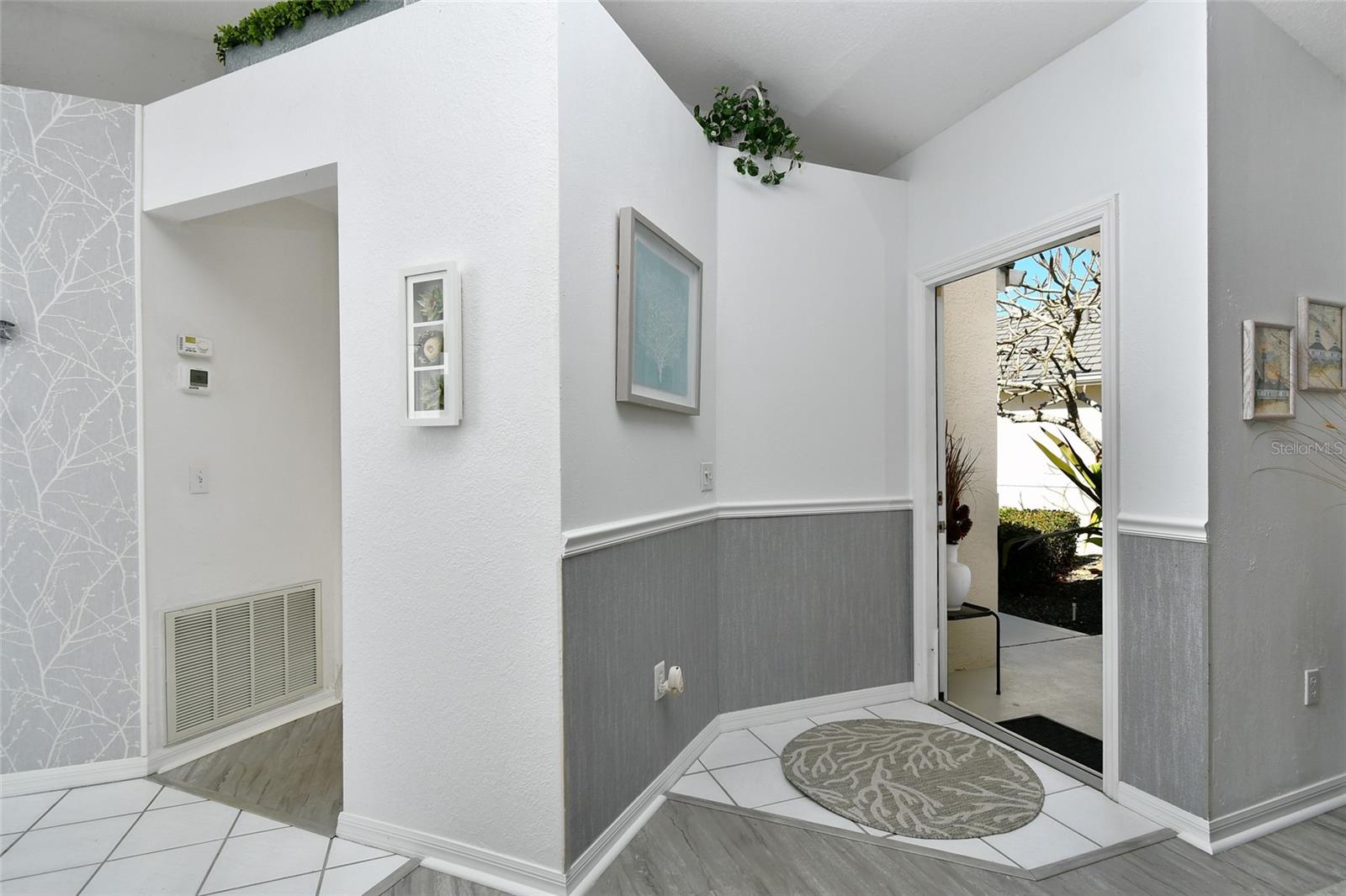 Image 5 of 32 For 2049 Matecumbe Key Road