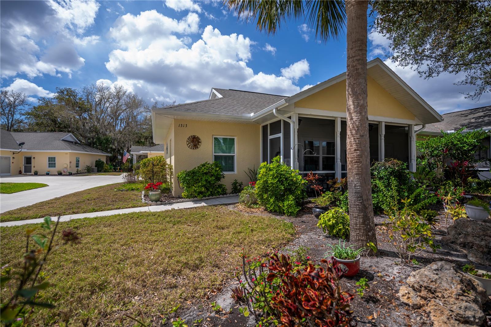 Image 12 of 89 For 1313 Red Oak Lane