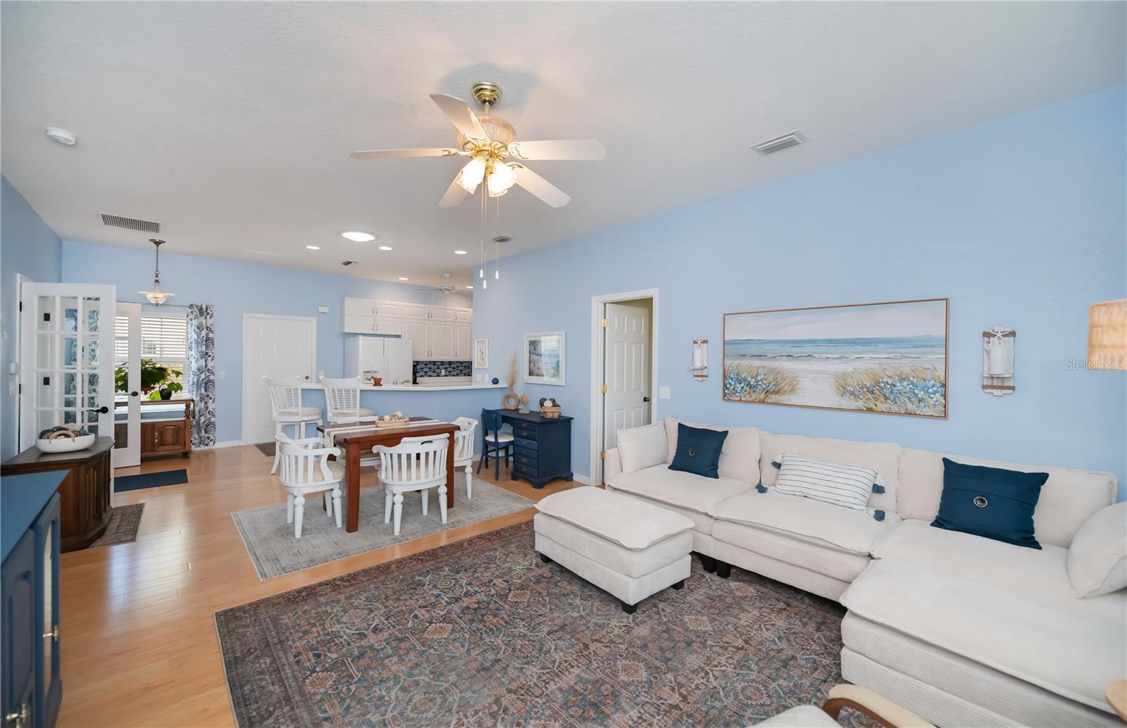 Image 20 of 89 For 1313 Red Oak Lane