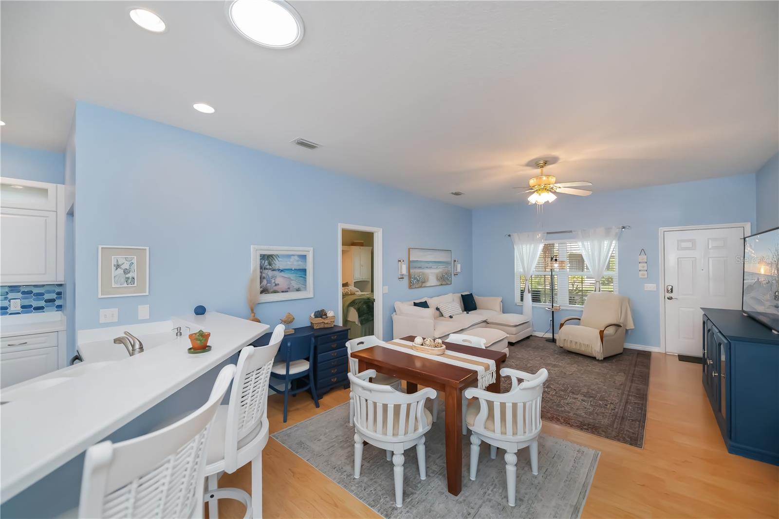 Image 25 of 89 For 1313 Red Oak Lane