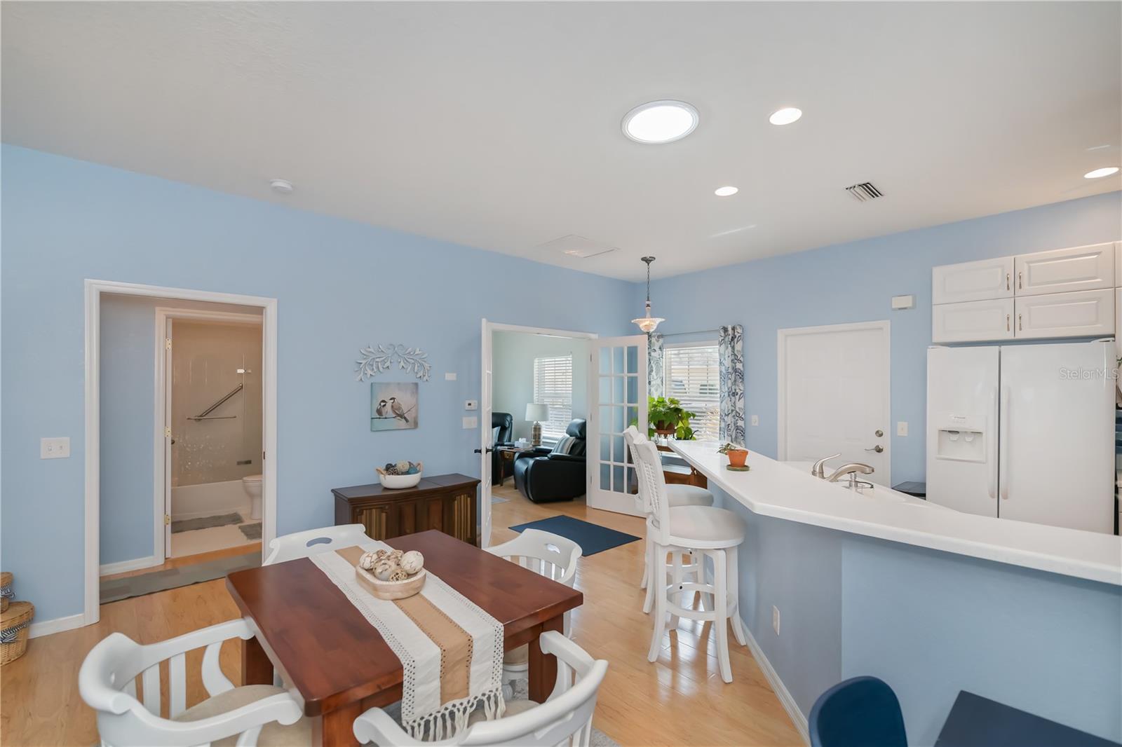 Image 27 of 89 For 1313 Red Oak Lane