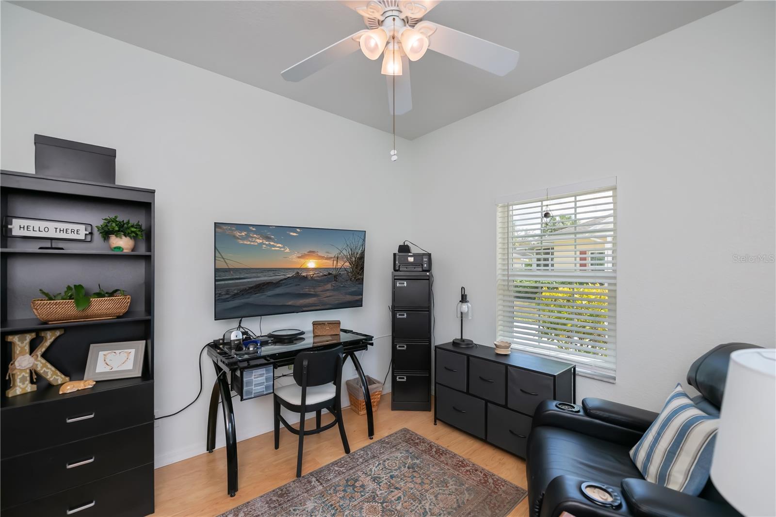 Image 39 of 89 For 1313 Red Oak Lane