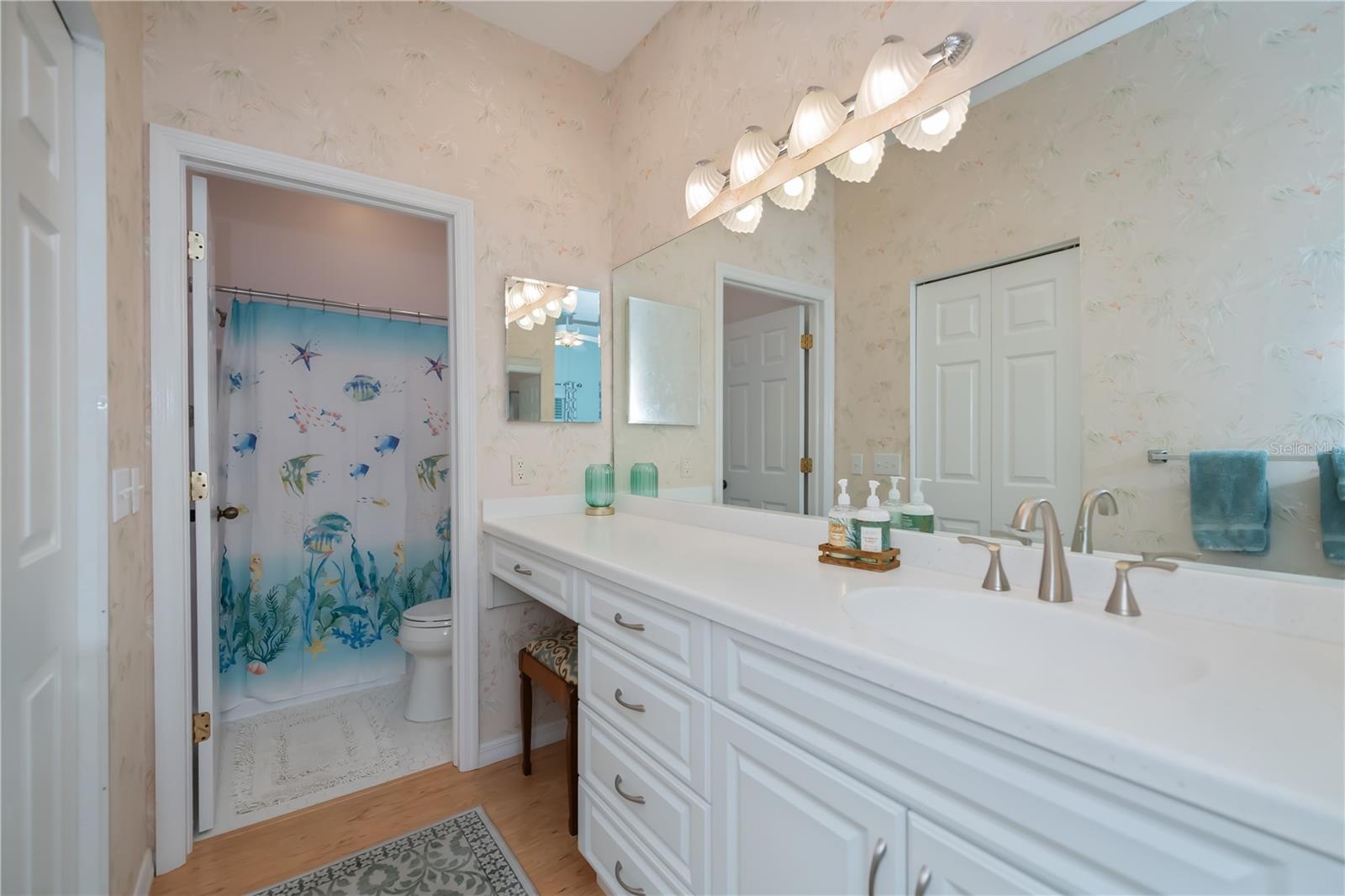 Image 46 of 89 For 1313 Red Oak Lane