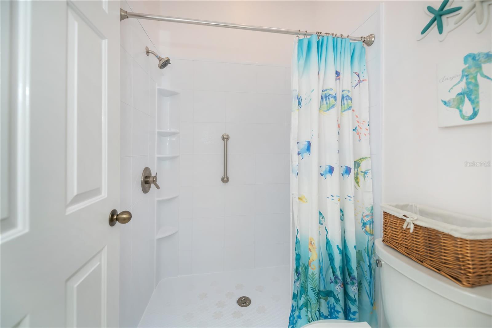 Image 48 of 89 For 1313 Red Oak Lane