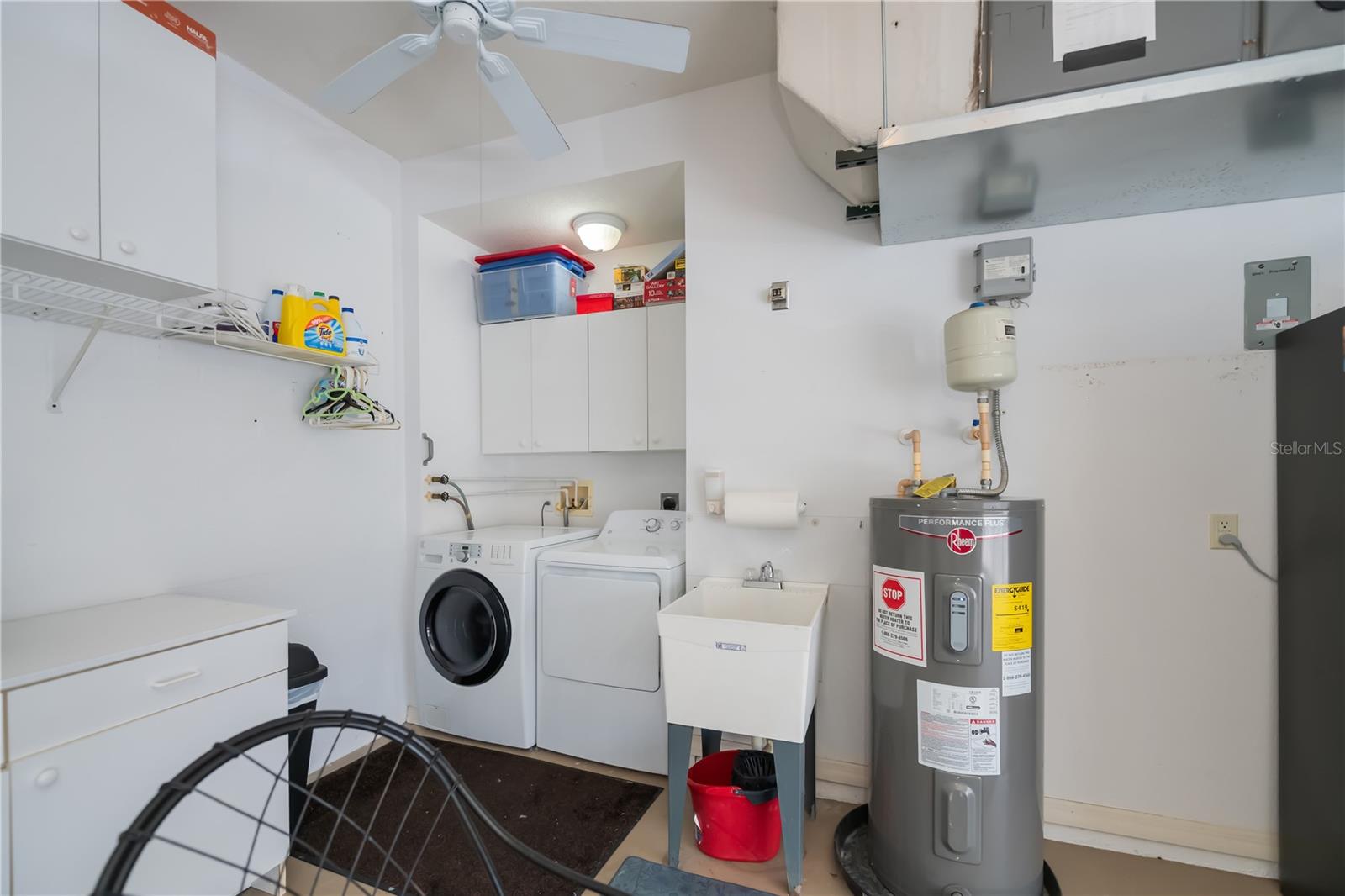 Image 57 of 89 For 1313 Red Oak Lane