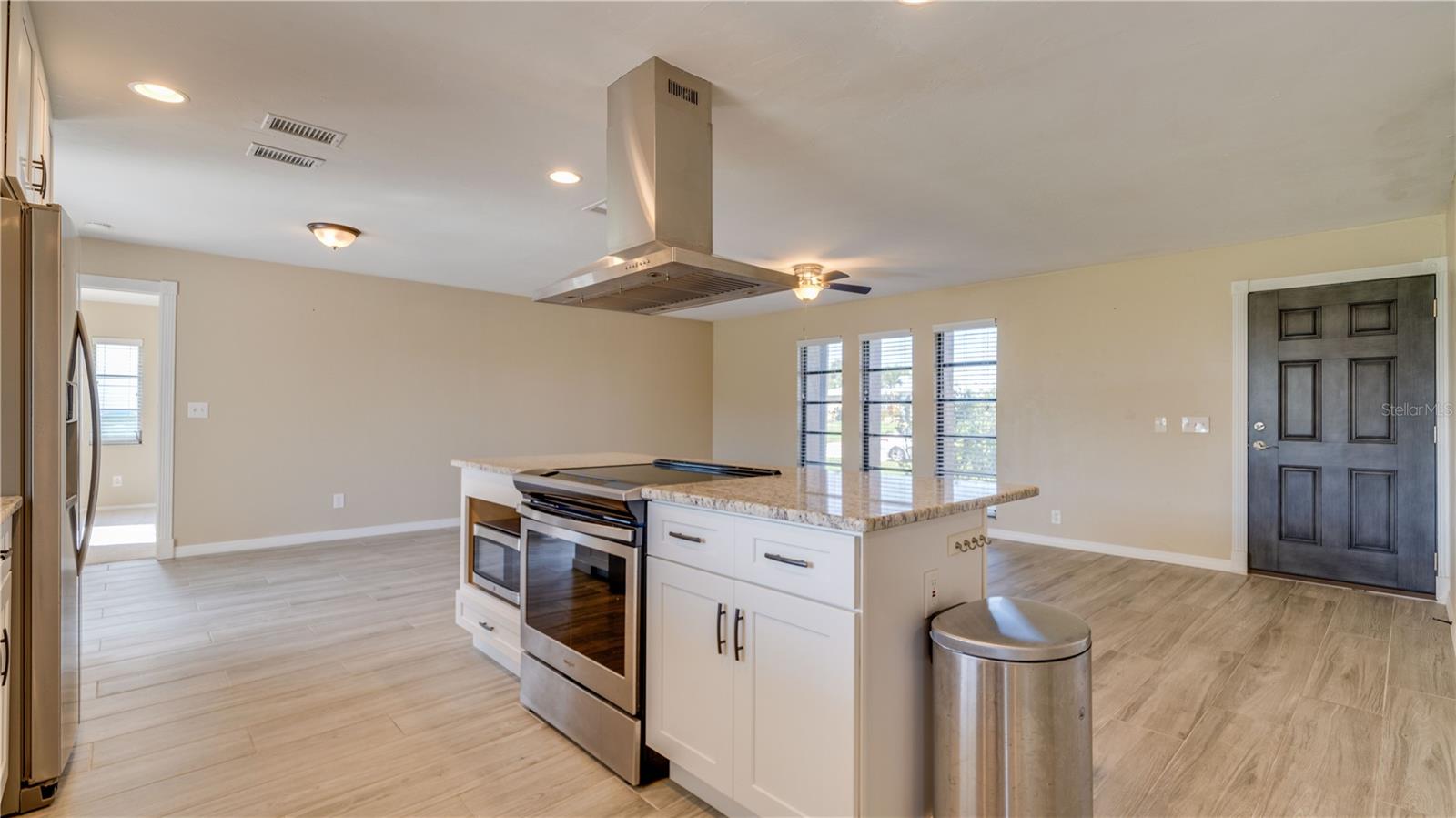 Image 4 of 28 For 1128 29th Terrace