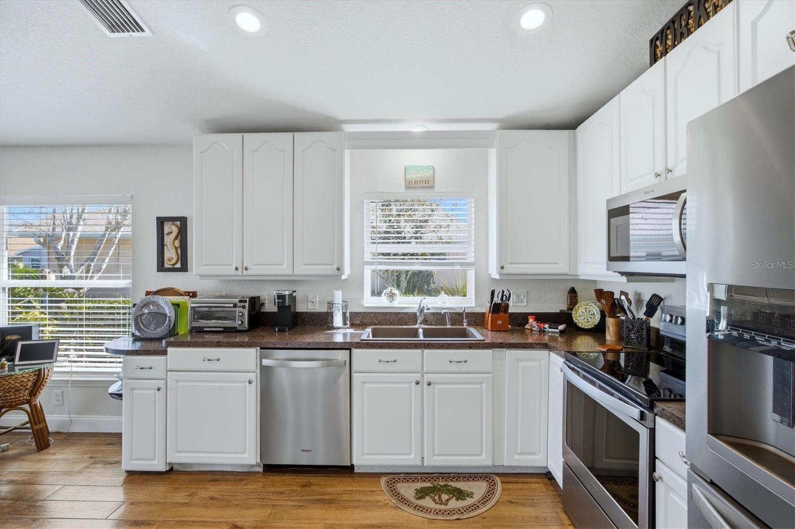 Image 21 of 73 For 2148 Boxwood Street