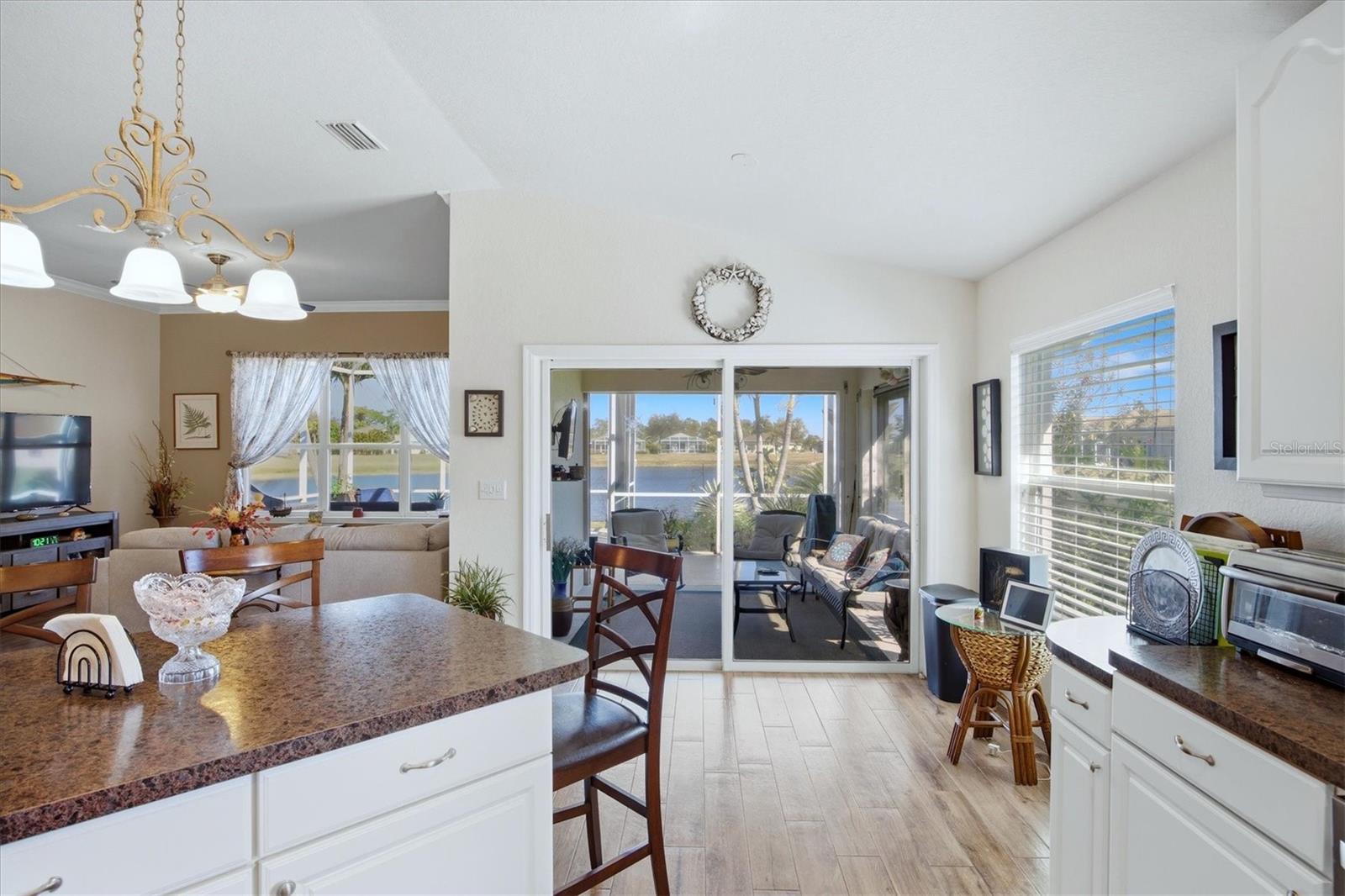 Image 22 of 73 For 2148 Boxwood Street