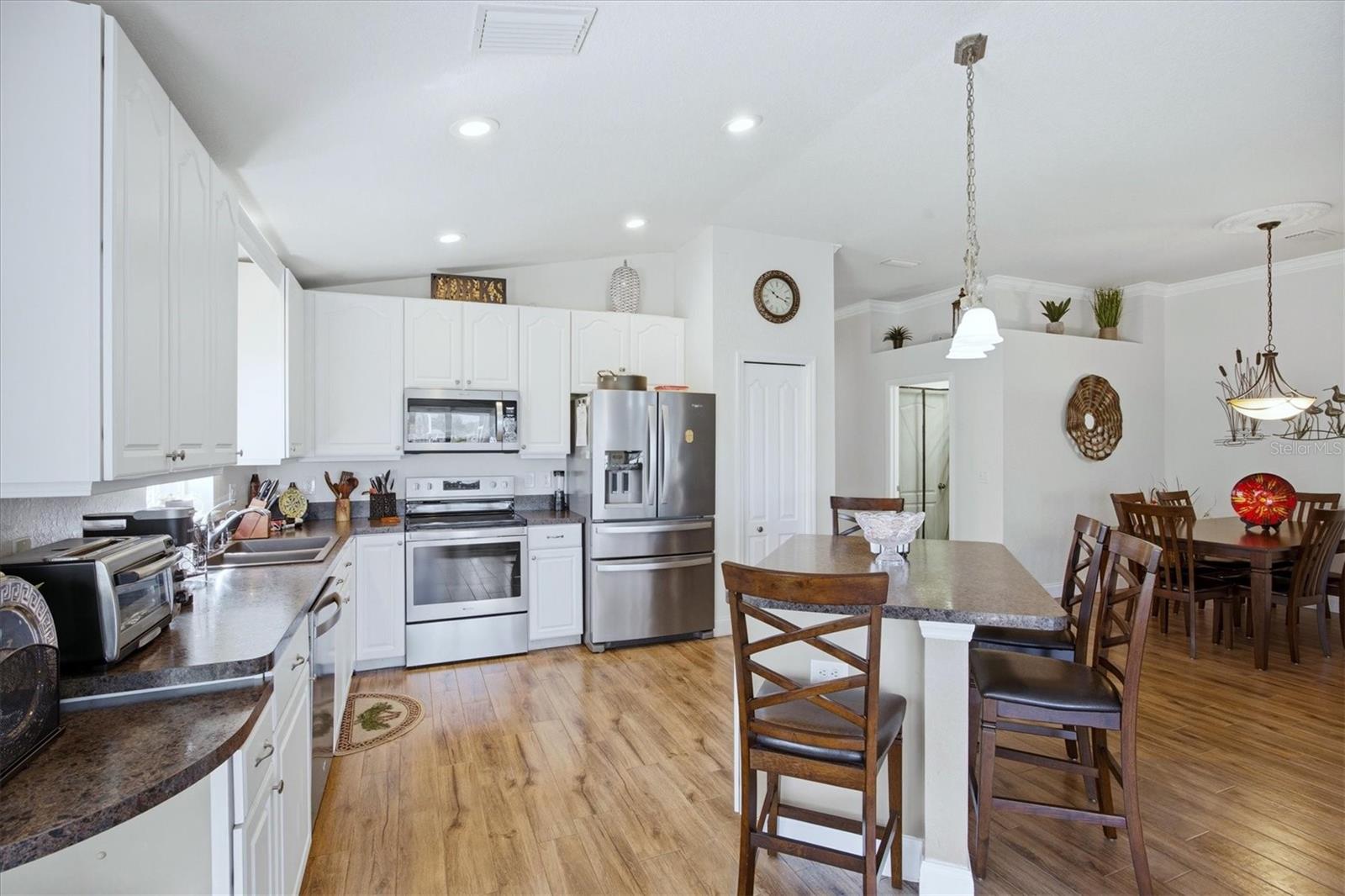 Image 23 of 73 For 2148 Boxwood Street