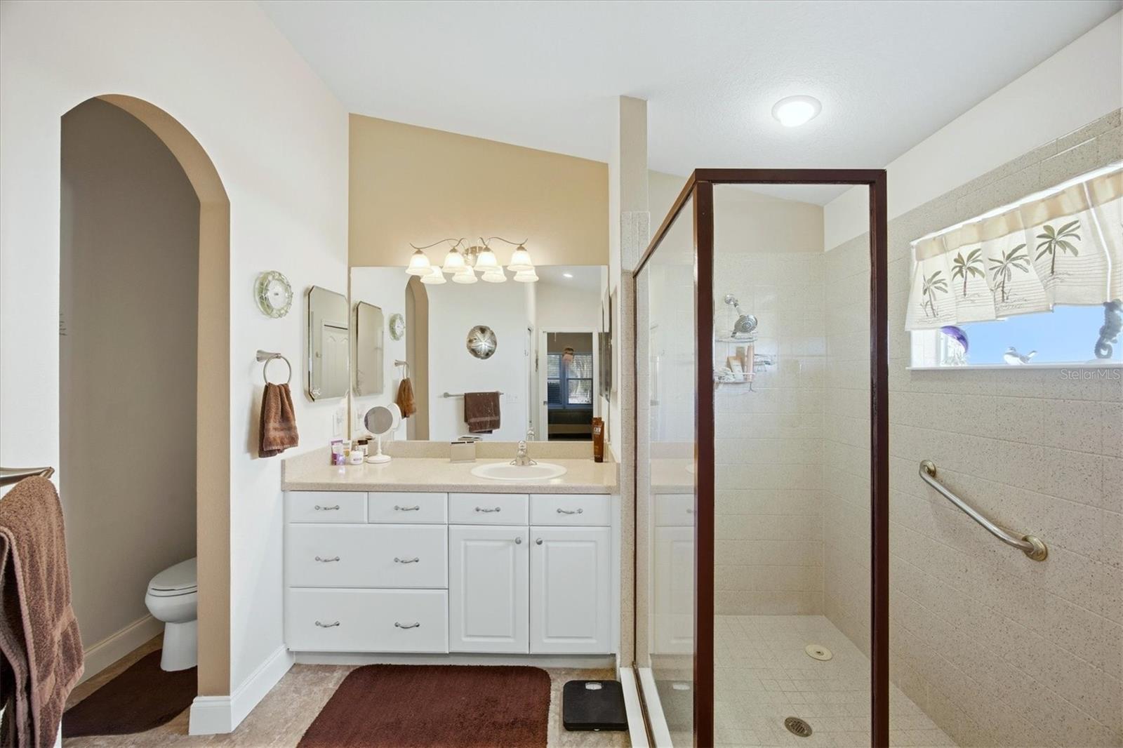 Image 29 of 73 For 2148 Boxwood Street