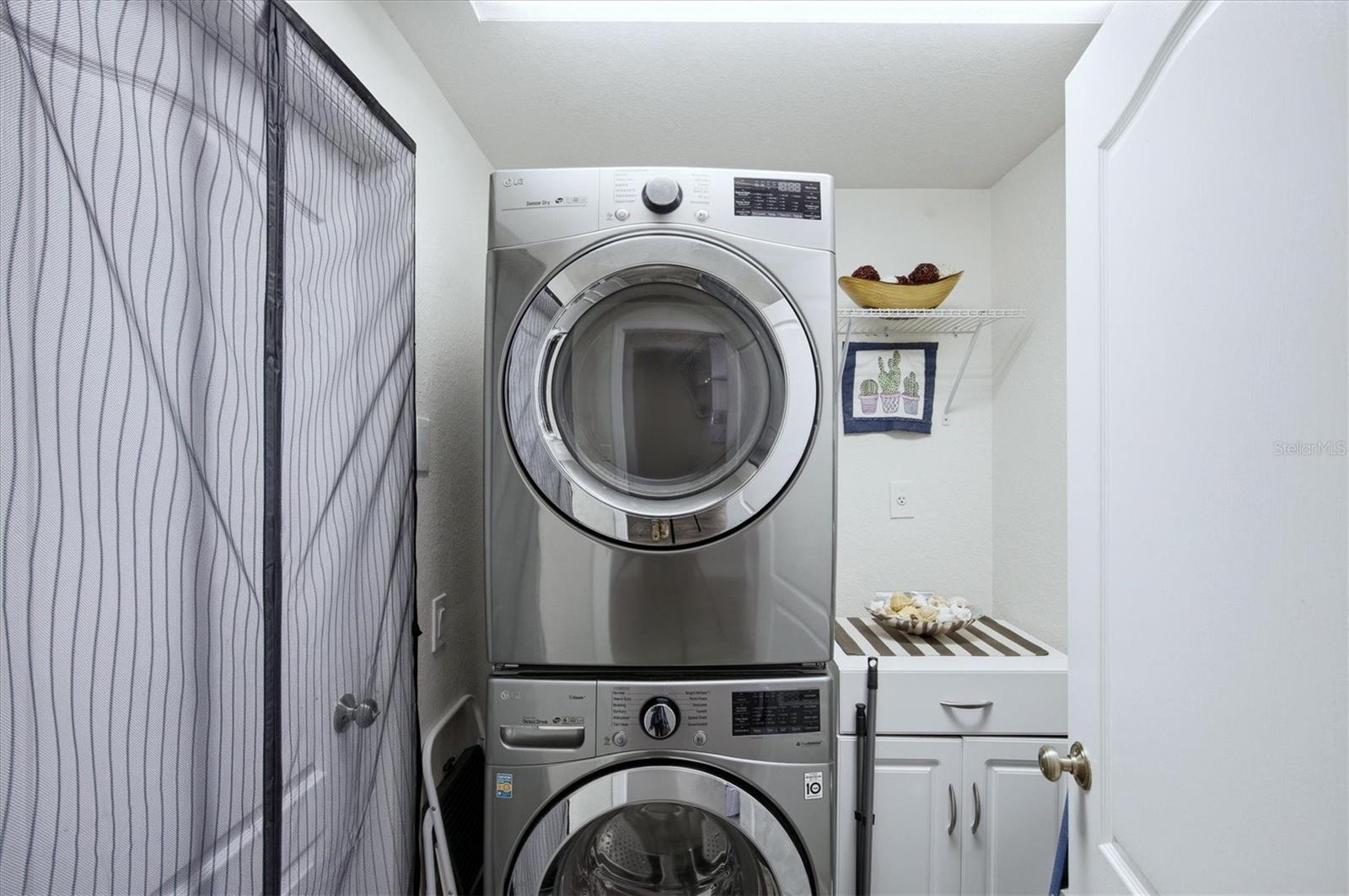 Image 36 of 73 For 2148 Boxwood Street