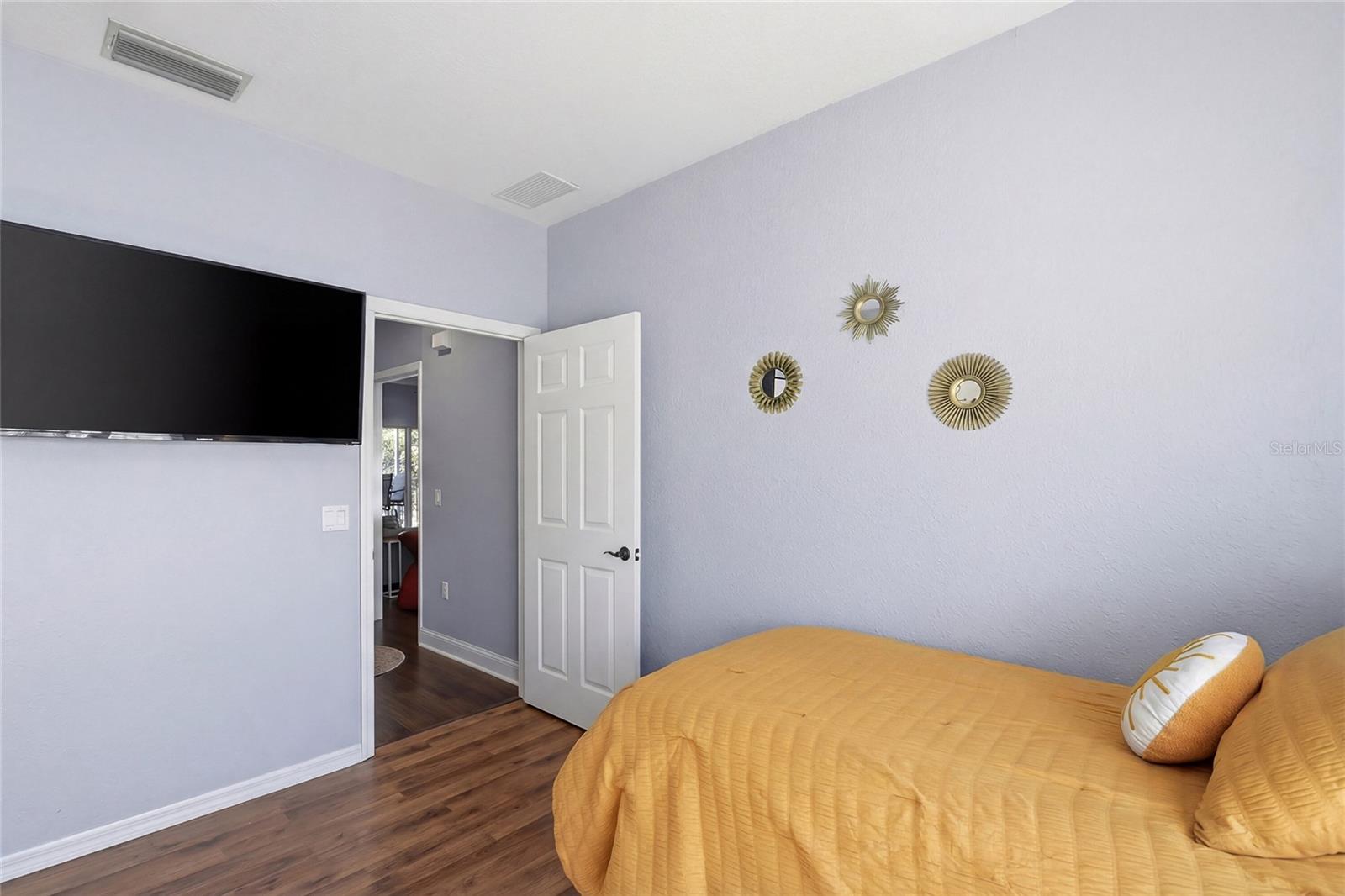 Image 23 of 39 For 3921 Cape Haze Drive 405