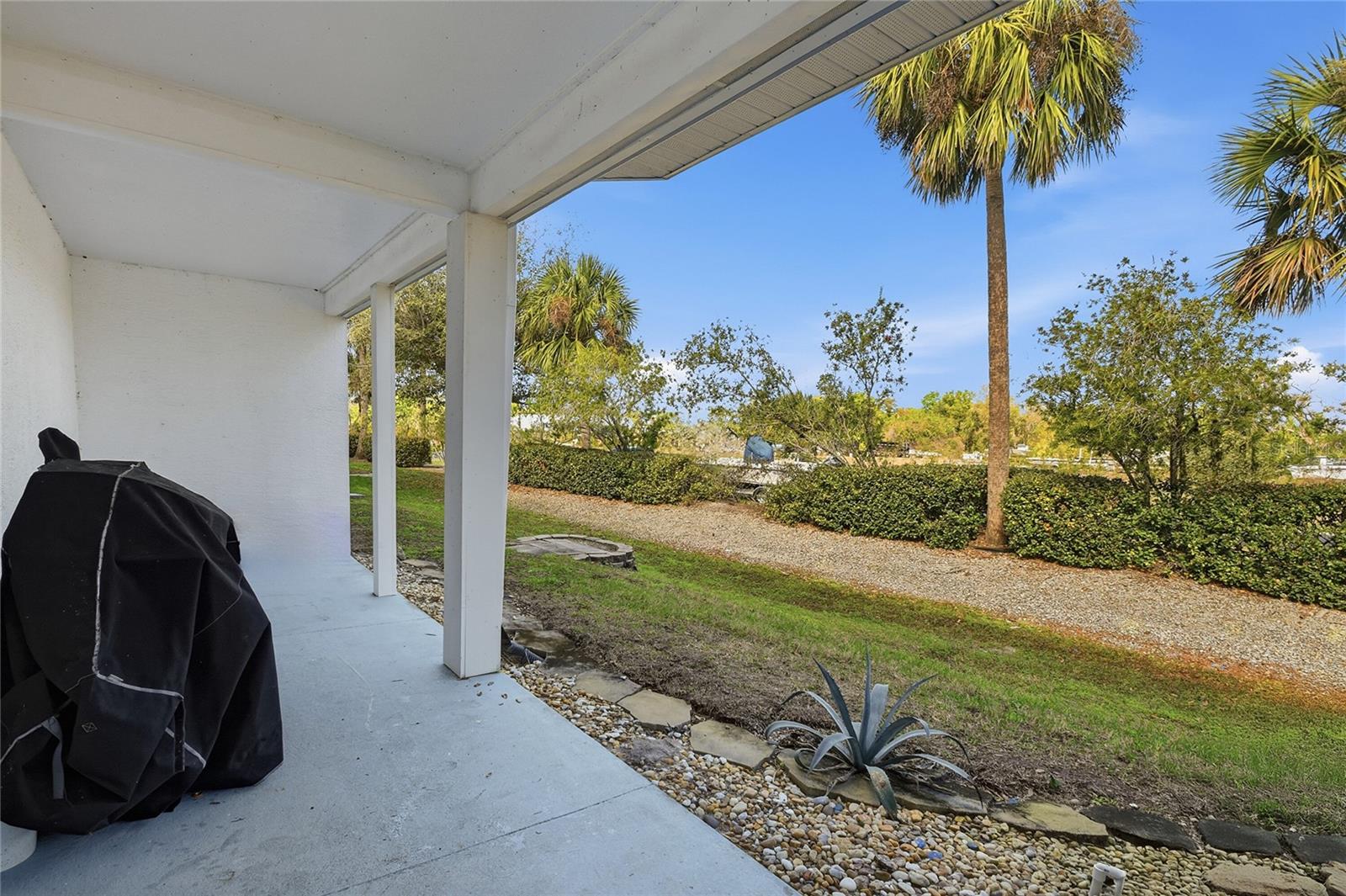 Image 31 of 39 For 3921 Cape Haze Drive 405