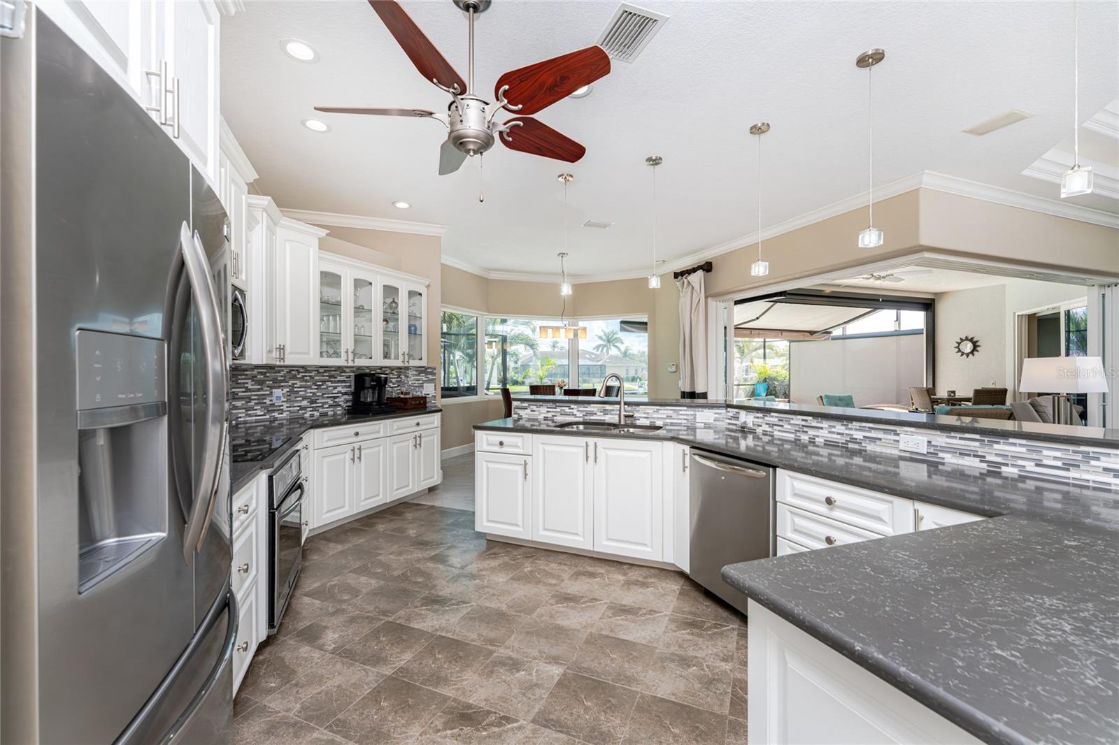 Image 20 of 72 For 3972 La Costa Island Court