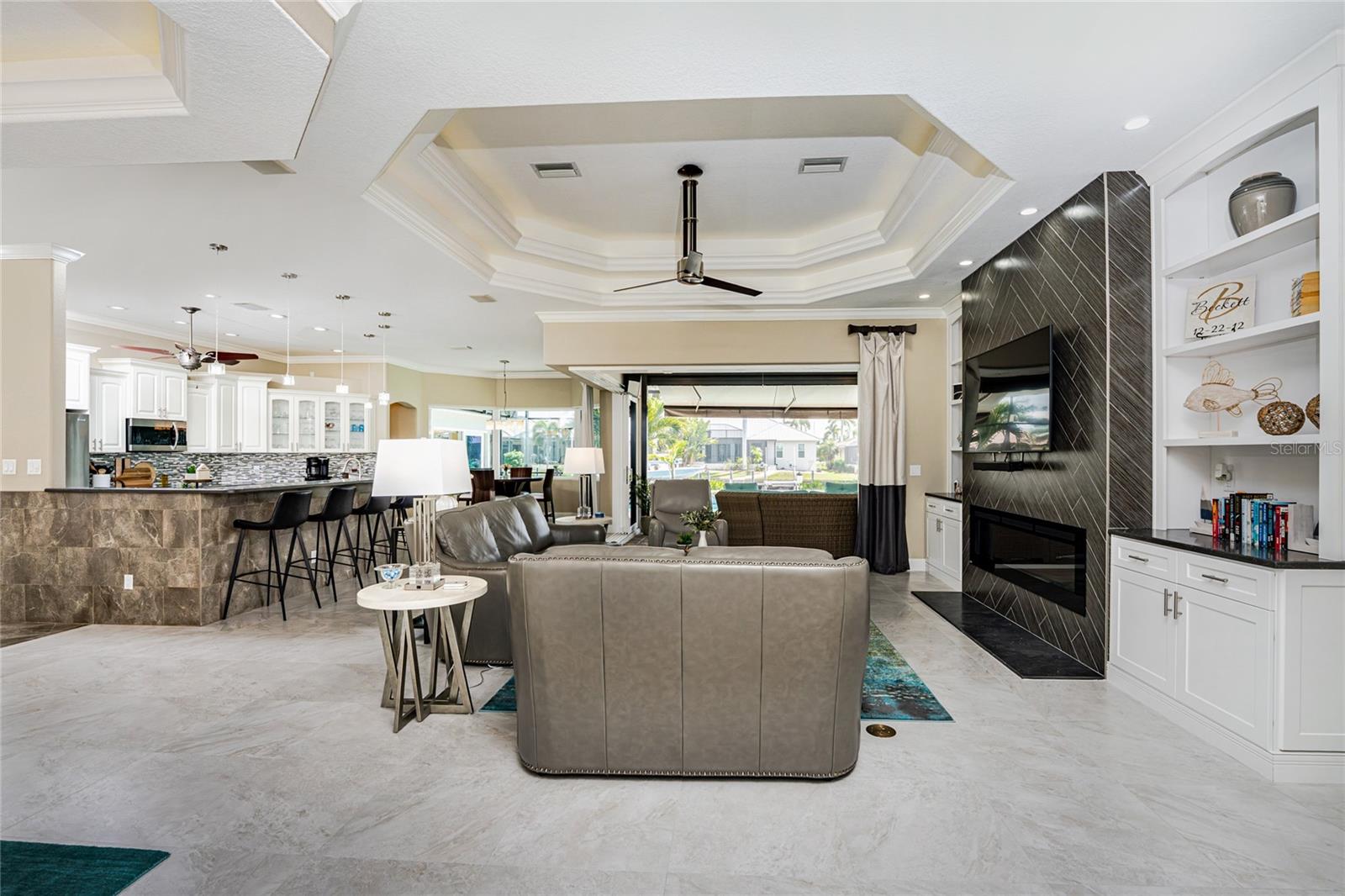 Image 25 of 72 For 3972 La Costa Island Court