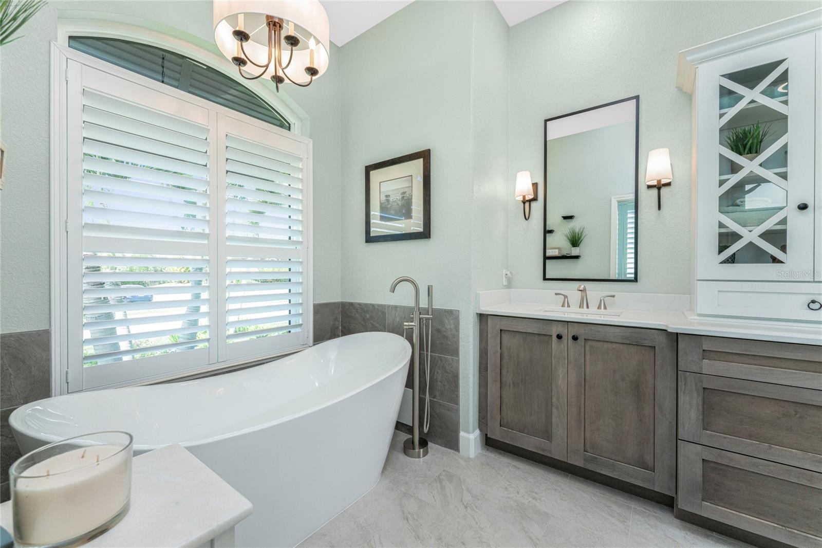 Image 32 of 72 For 3972 La Costa Island Court