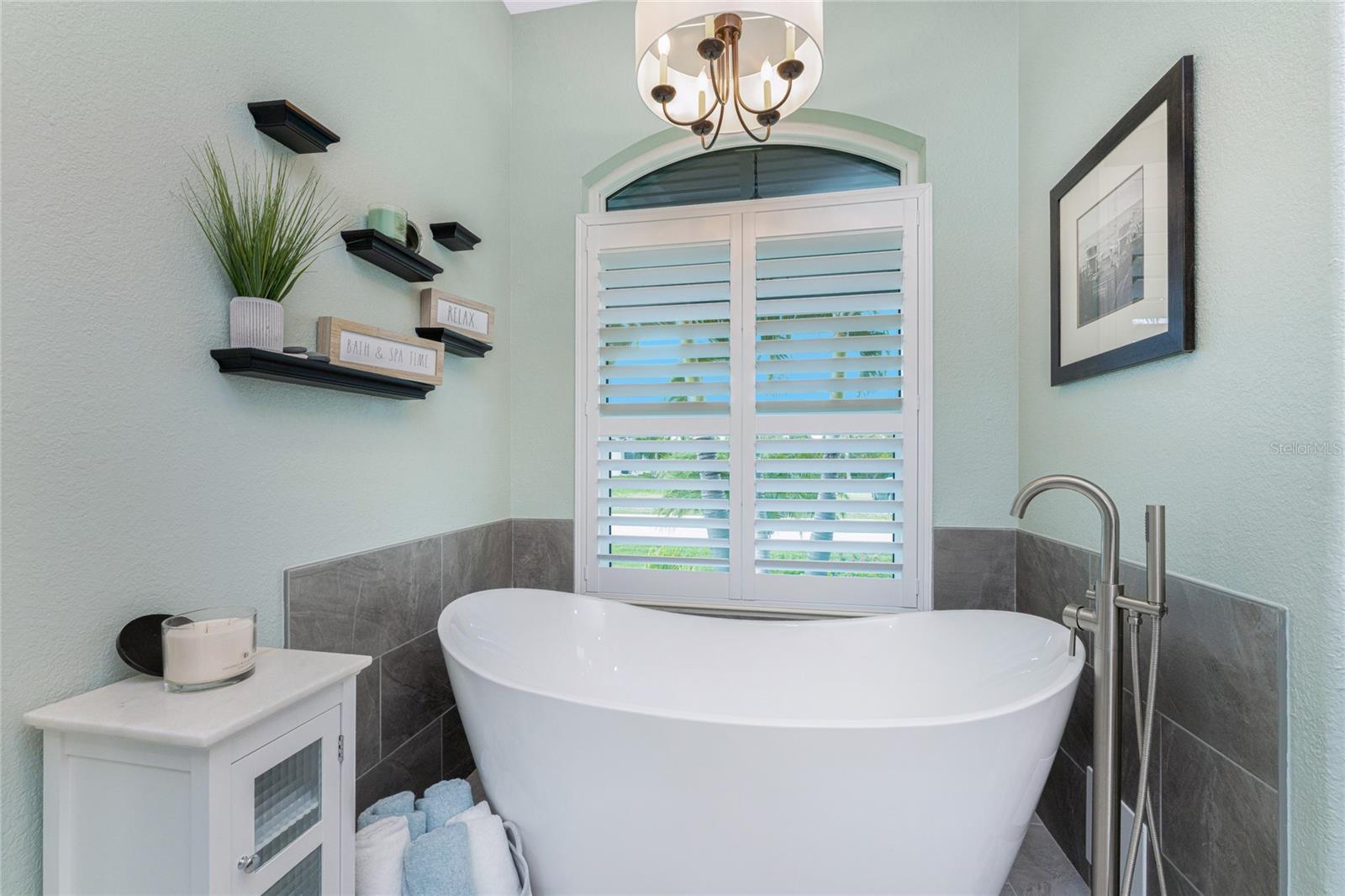 Image 33 of 72 For 3972 La Costa Island Court