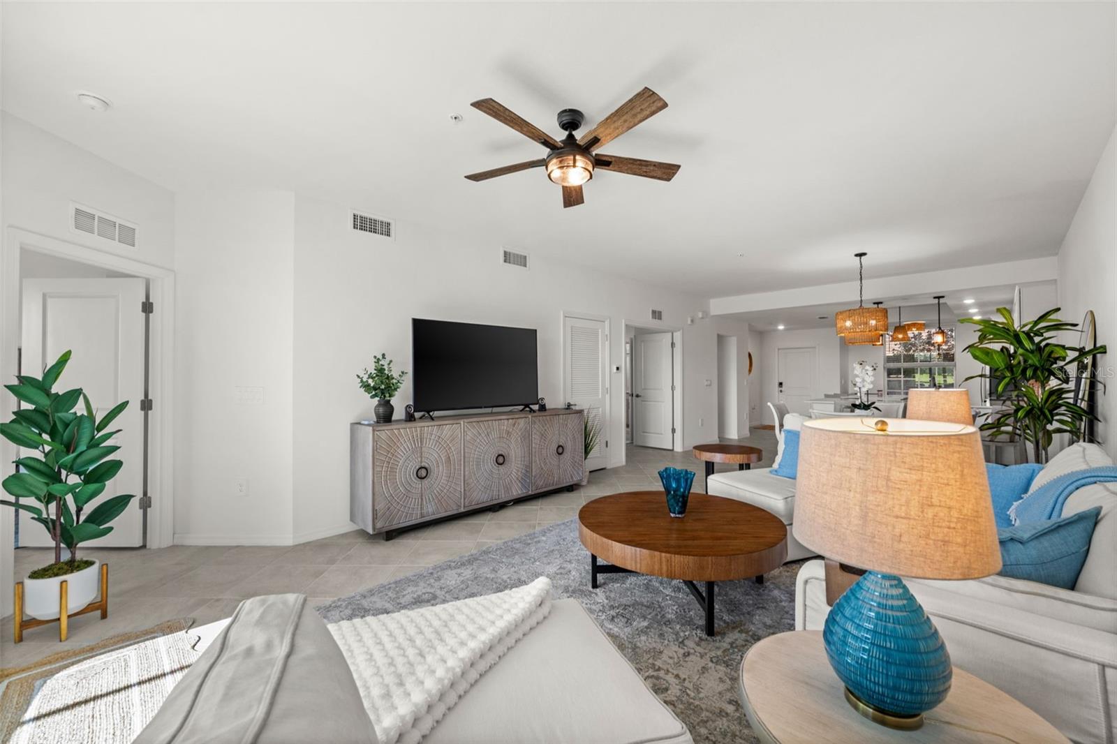 Image 15 of 45 For 15205 Bluffton Lane 1016