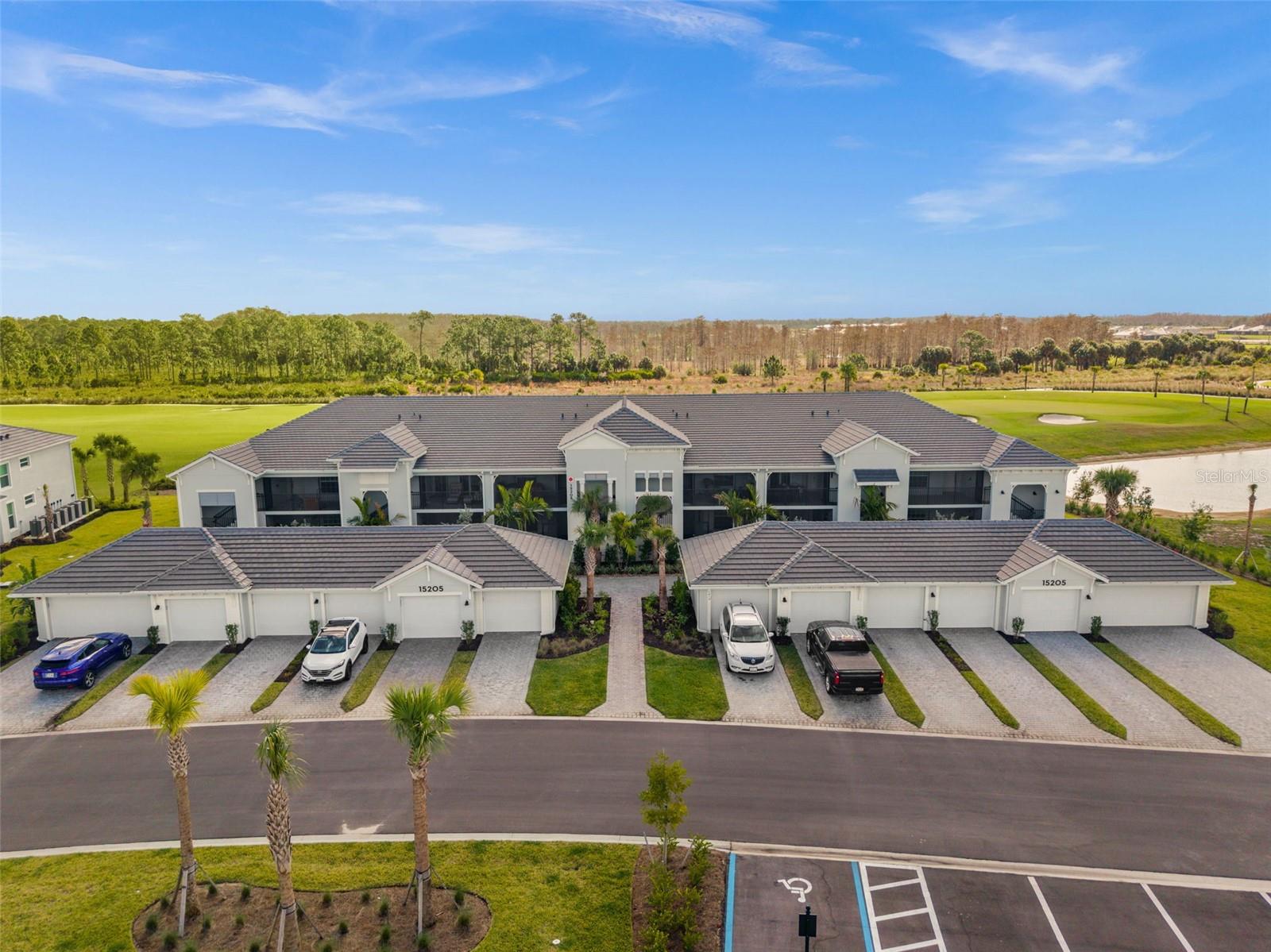 Image 31 of 45 For 15205 Bluffton Lane 1016