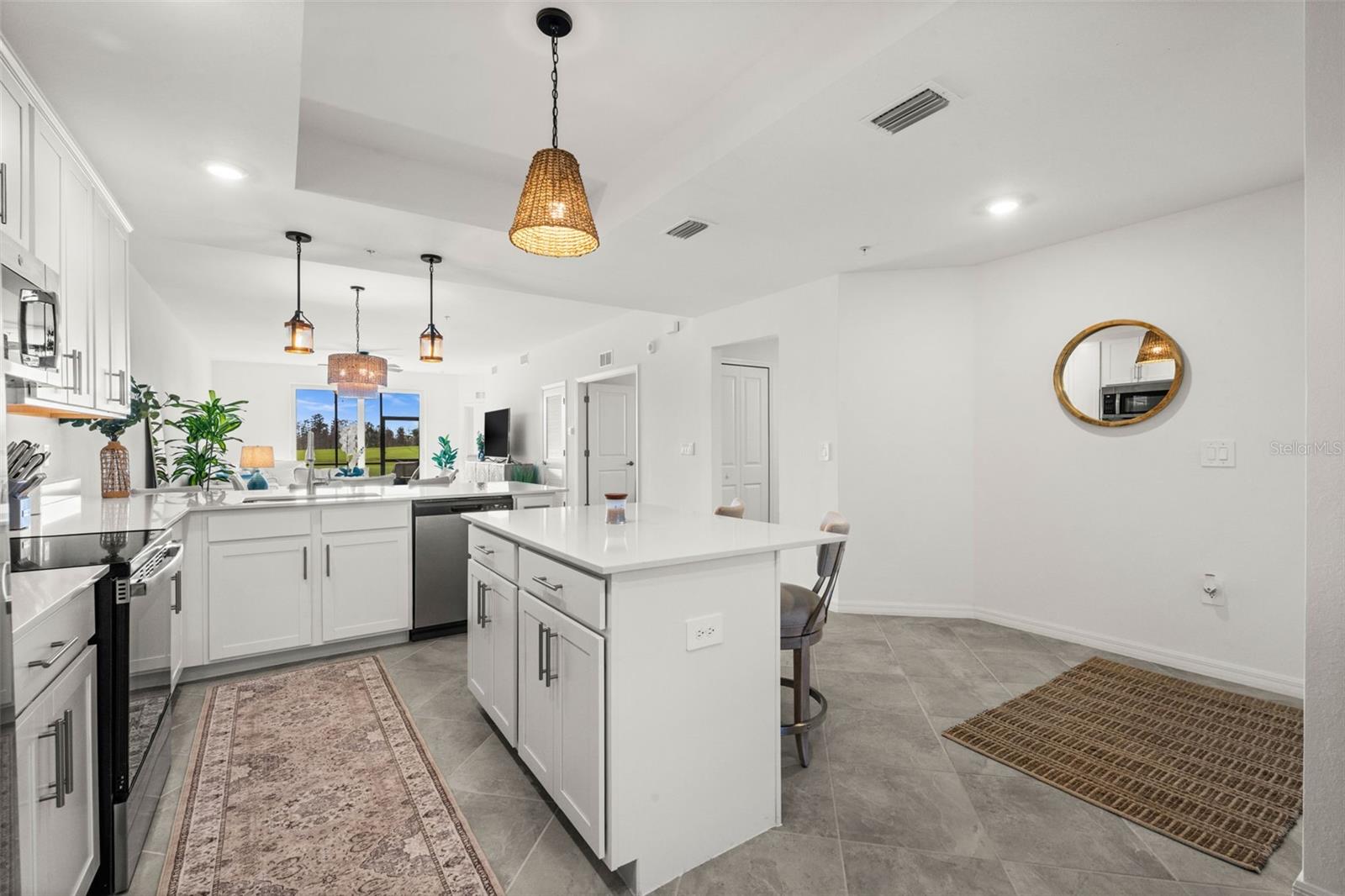 Image 7 of 45 For 15205 Bluffton Lane 1016