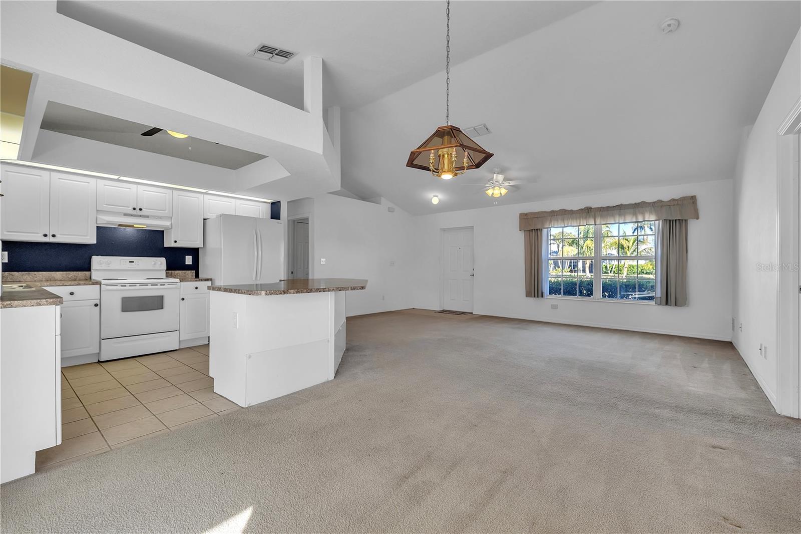 Image 15 of 44 For 916 4th Place