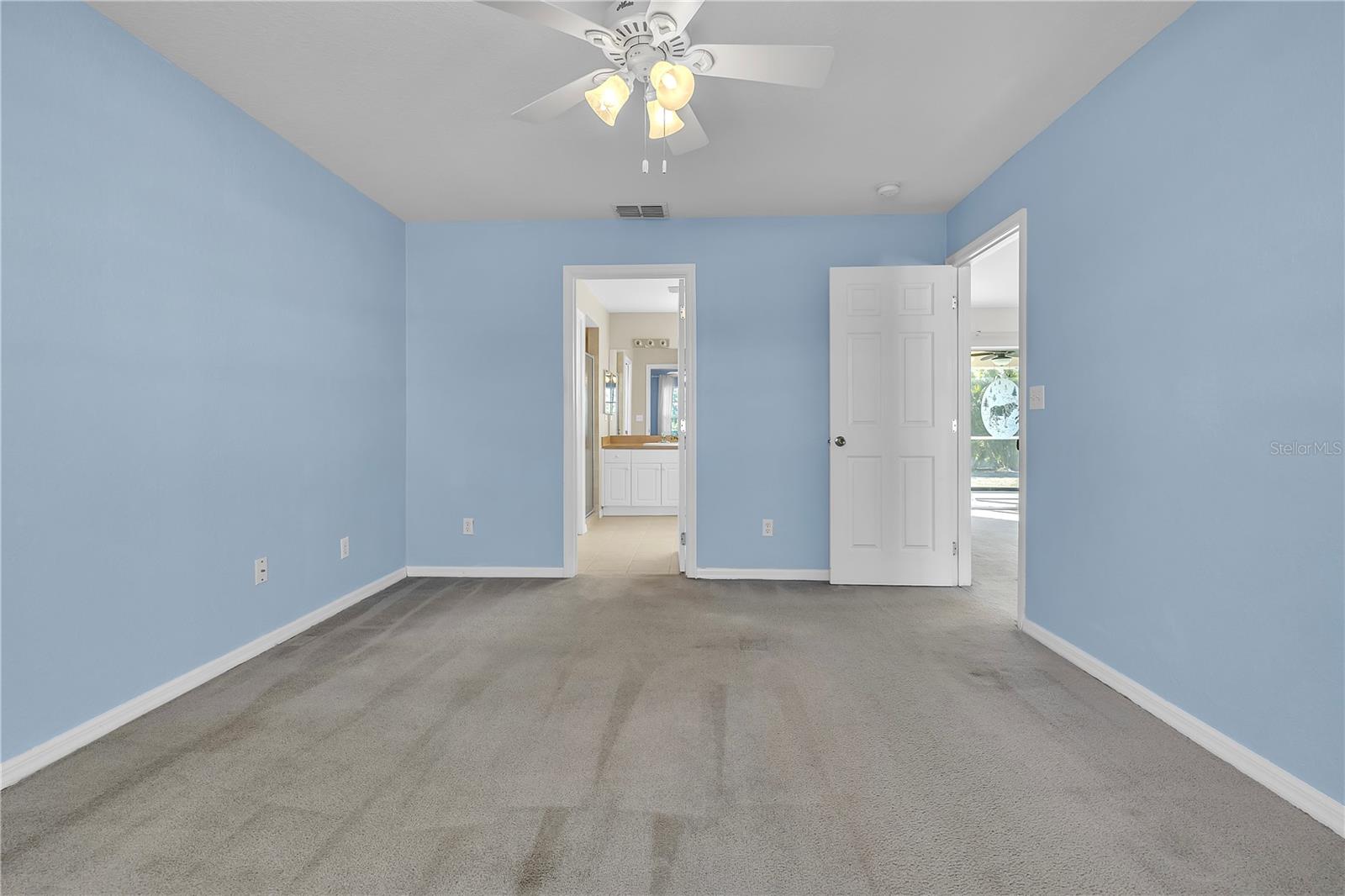 Image 19 of 44 For 916 4th Place