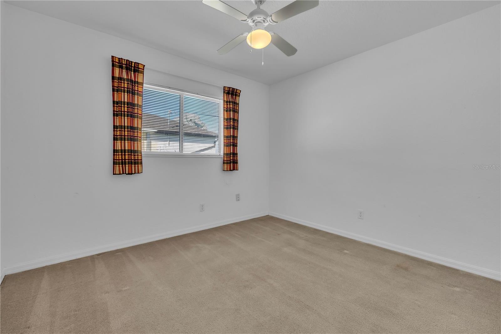 Image 25 of 44 For 916 4th Place