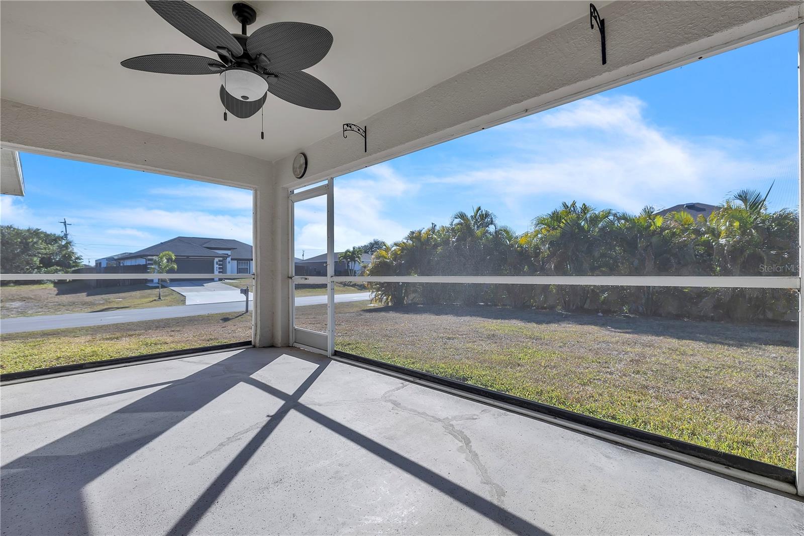 Image 37 of 44 For 916 4th Place