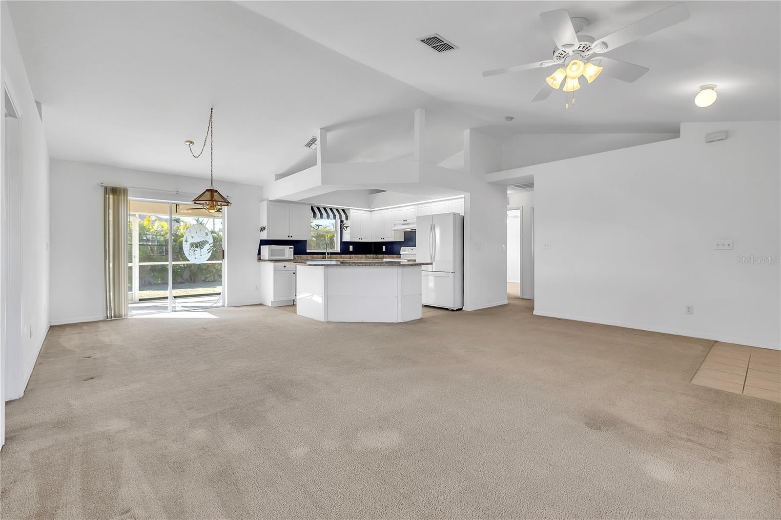 Image 5 of 44 For 916 4th Place