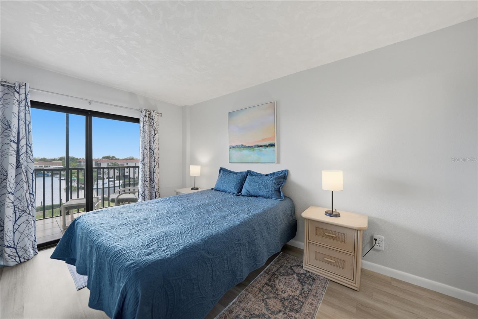 Image 15 of 24 For 25188 Marion Avenue F403