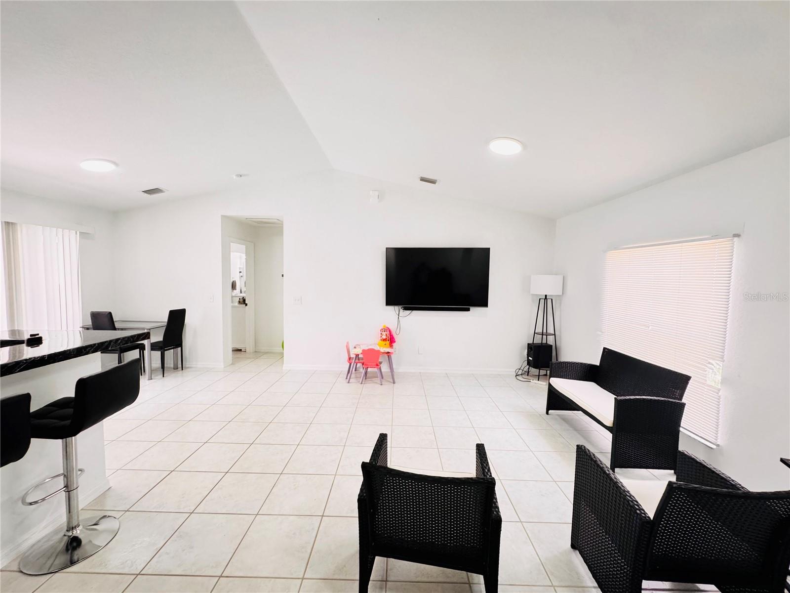 Image 19 of 42 For 4684 Kenvil Drive