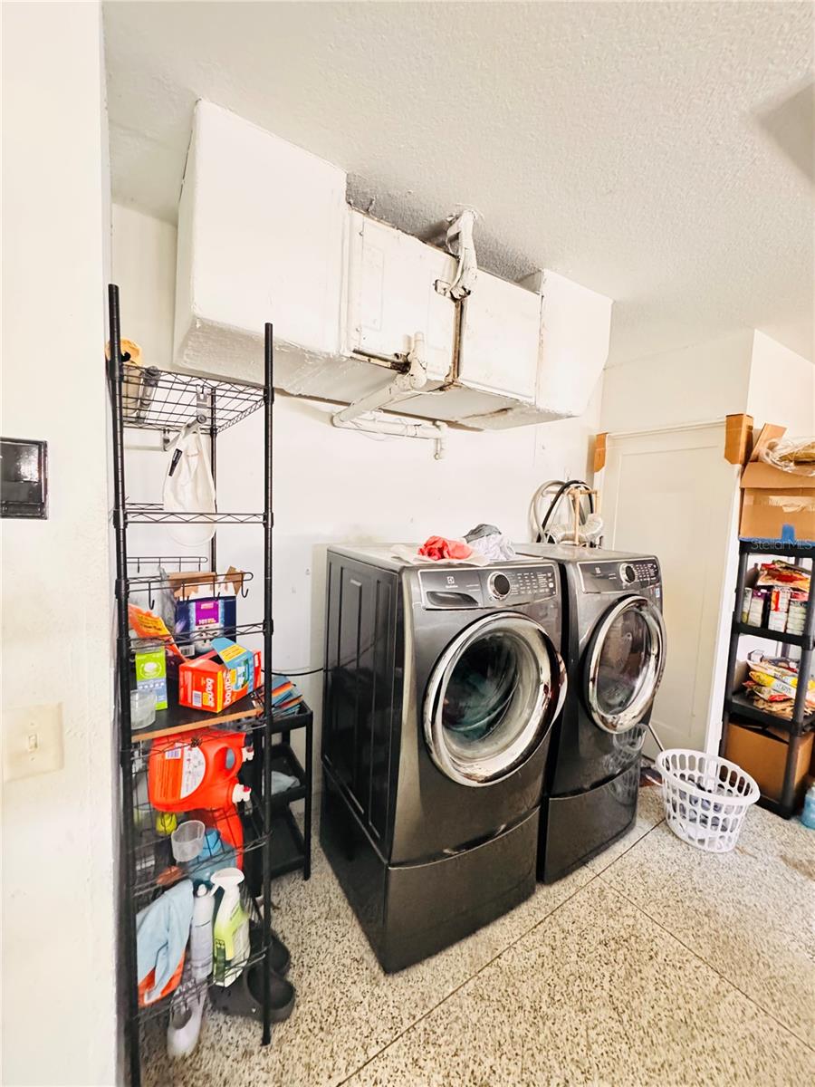 Image 29 of 42 For 4684 Kenvil Drive