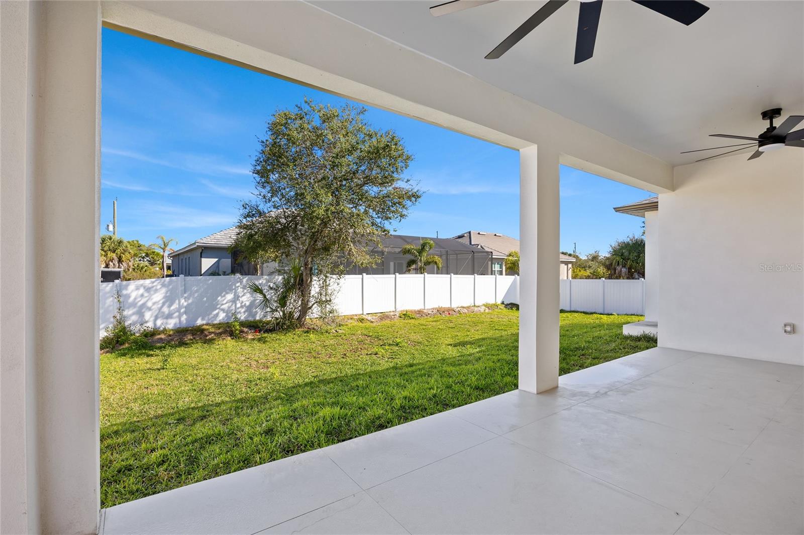 Image 36 of 43 For 14284 Ingraham Boulevard