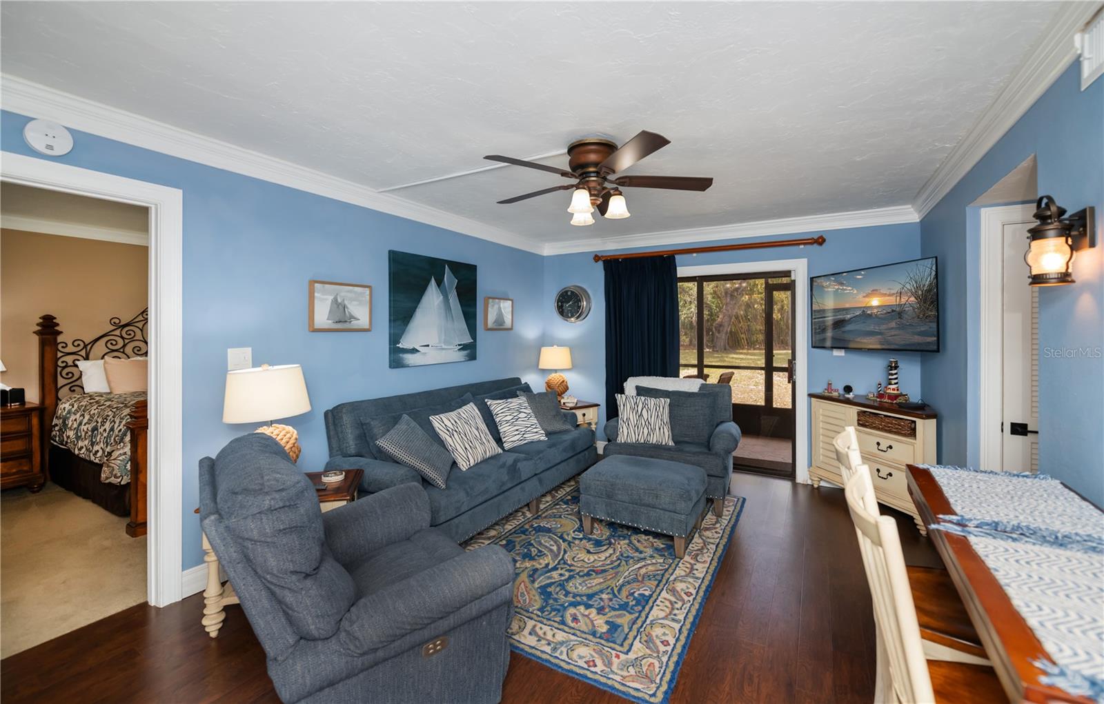 Image 12 of 66 For 19505 Quesada Avenue H101