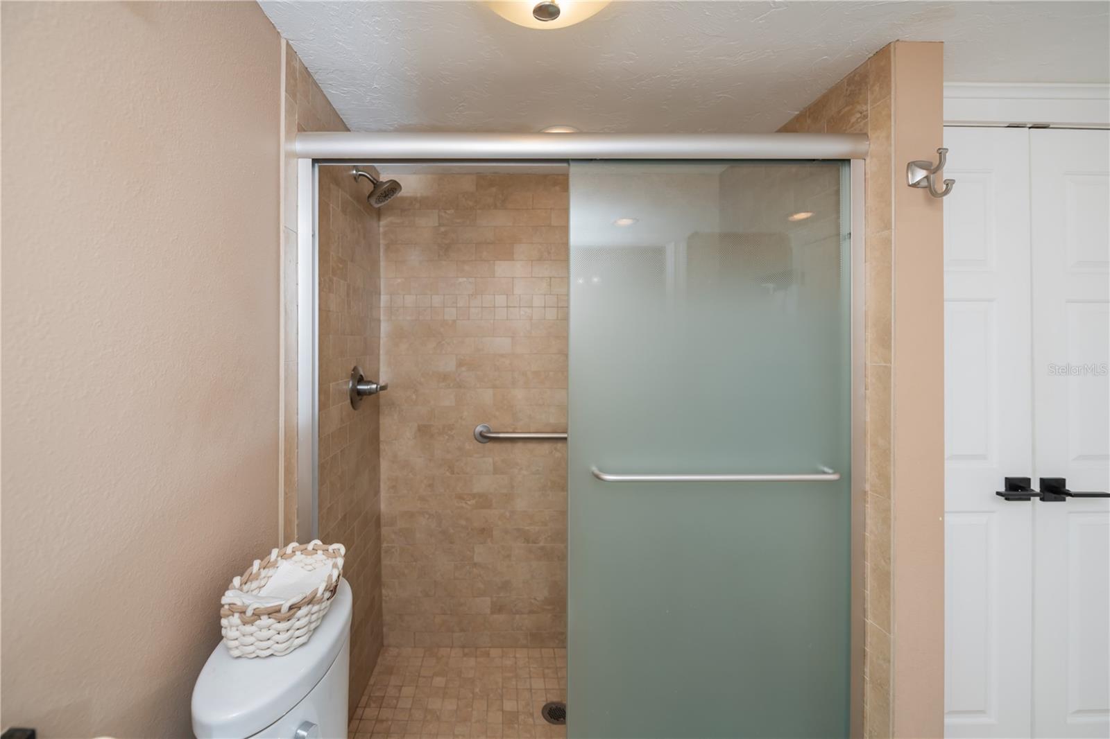 Image 33 of 66 For 19505 Quesada Avenue H101