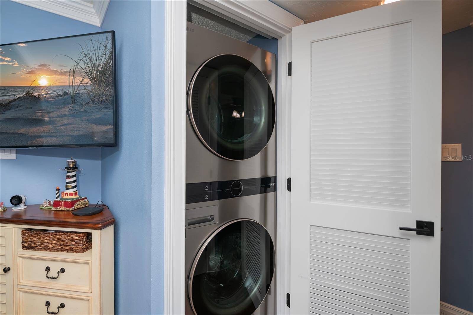 Image 36 of 66 For 19505 Quesada Avenue H101