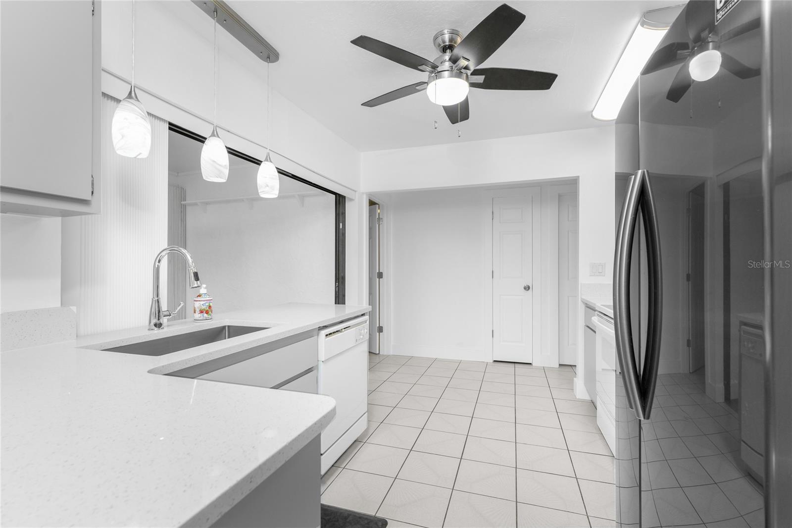 Image 13 of 75 For 1461 Alton Road