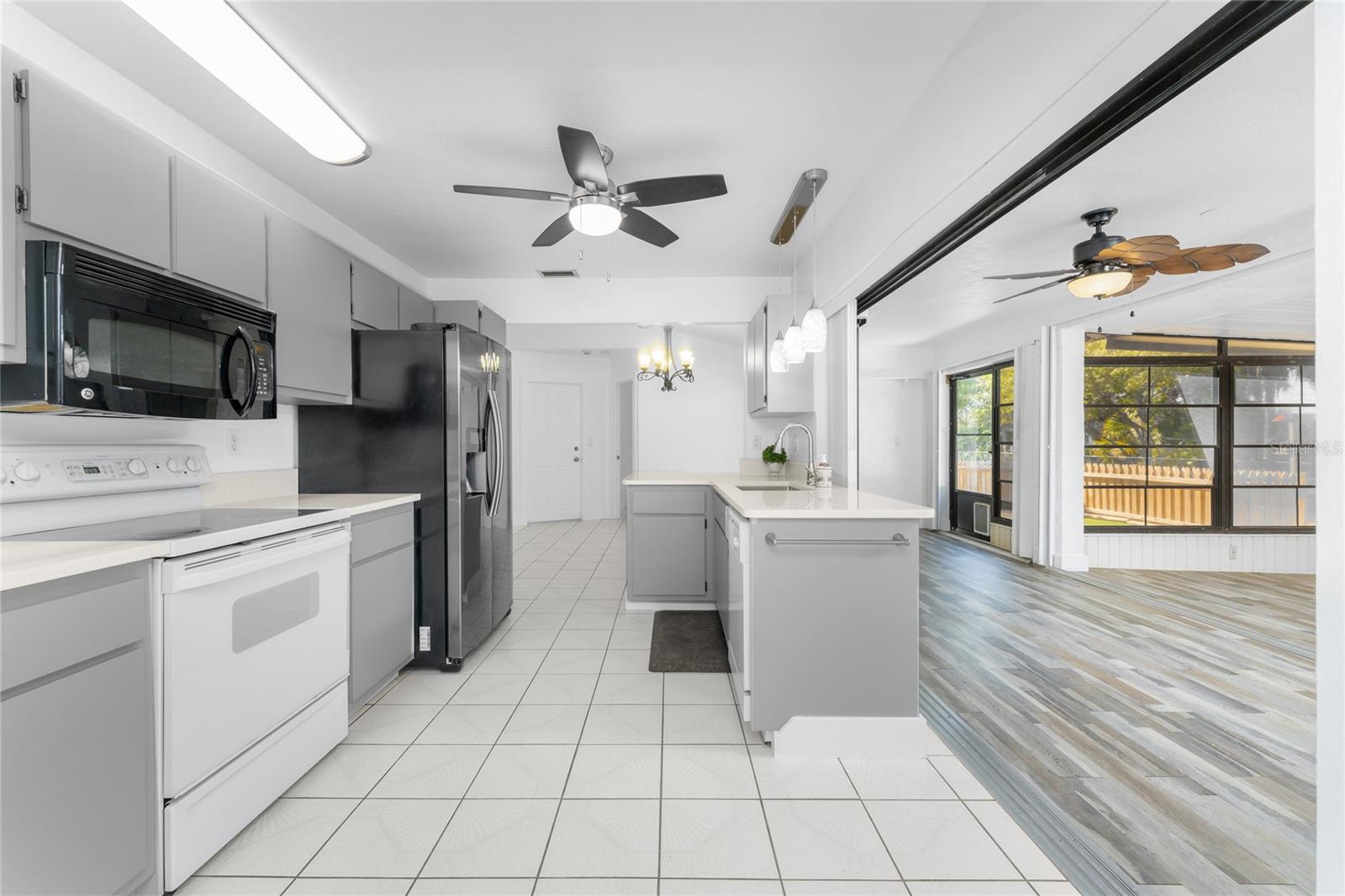 Image 15 of 75 For 1461 Alton Road