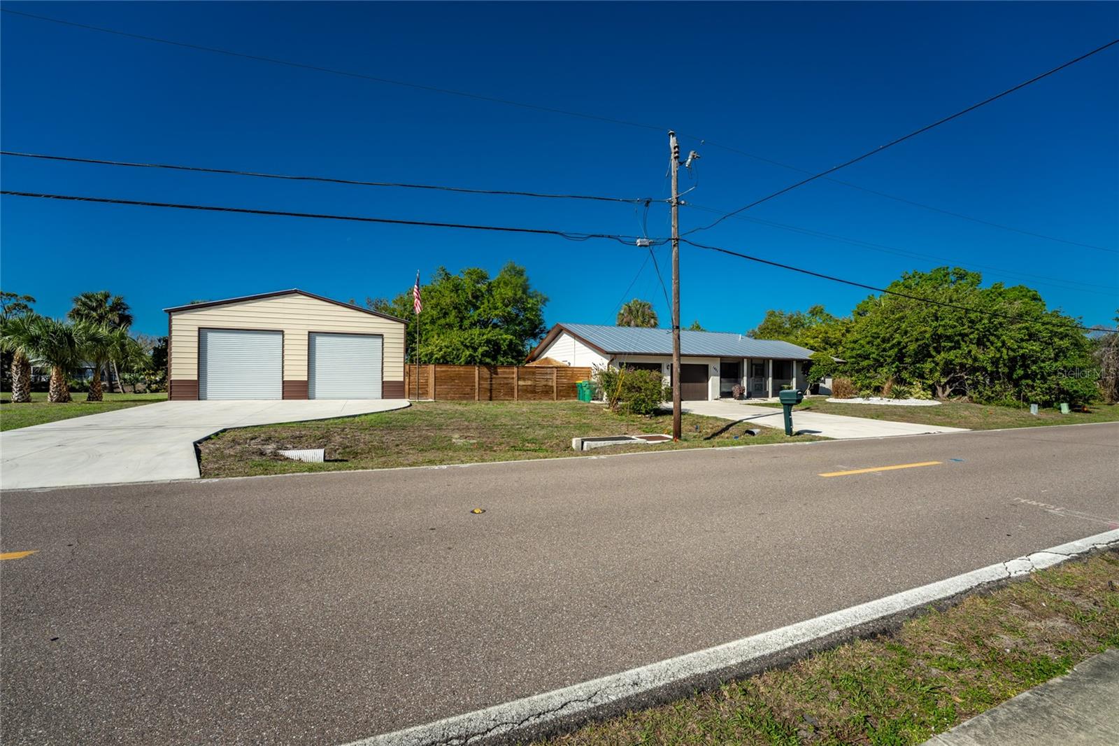 Image 60 of 75 For 1461 Alton Road