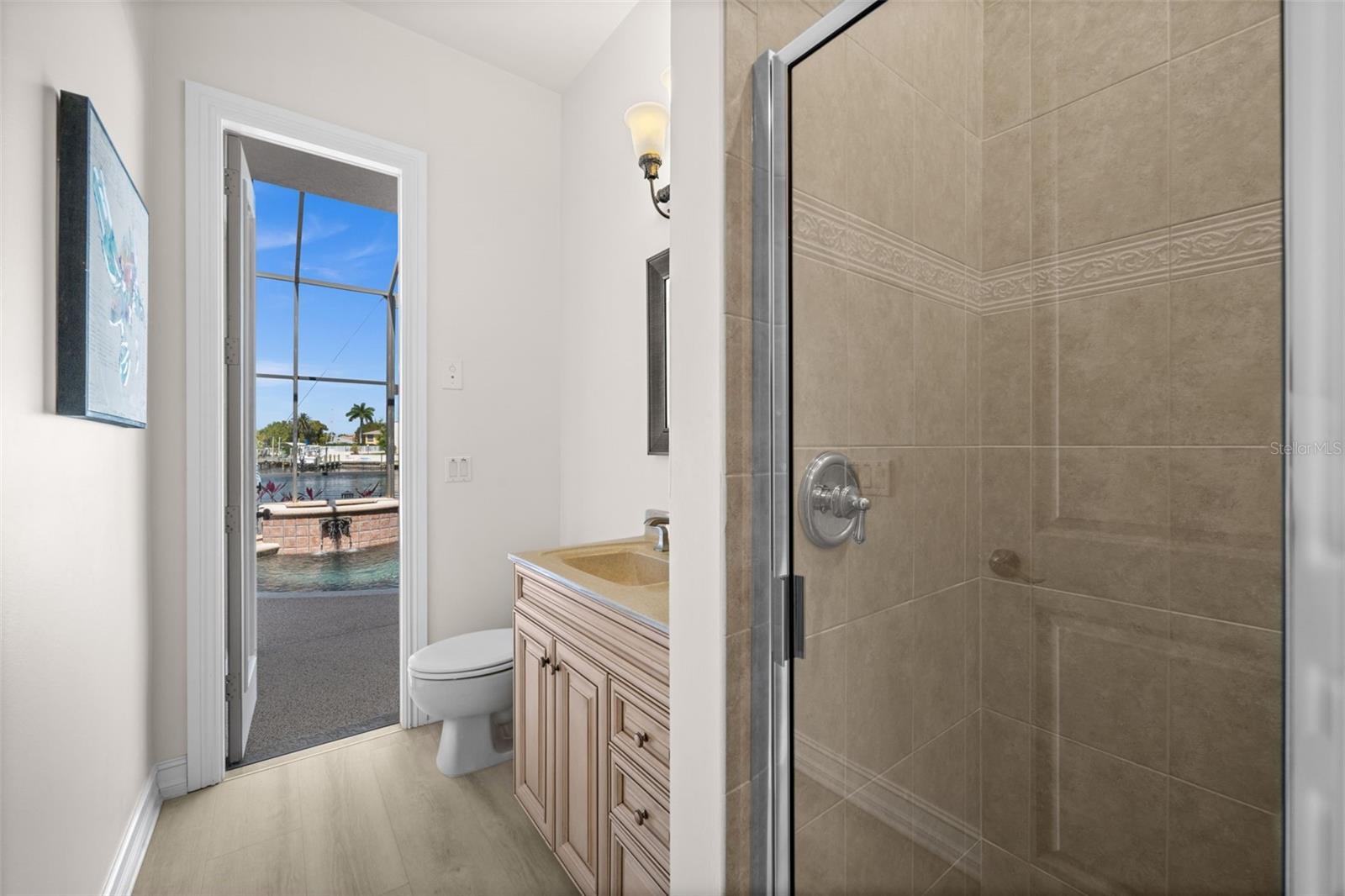 Image 27 of 50 For 5205 Tamiami Court