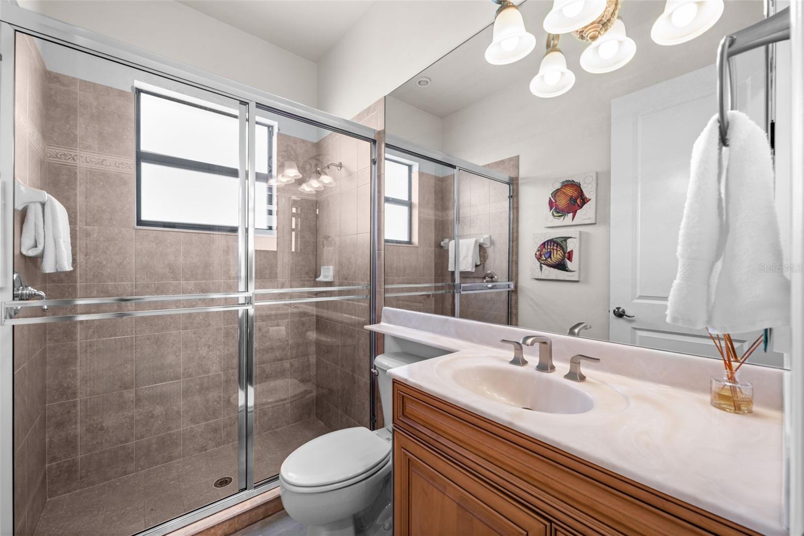 Image 29 of 50 For 5205 Tamiami Court