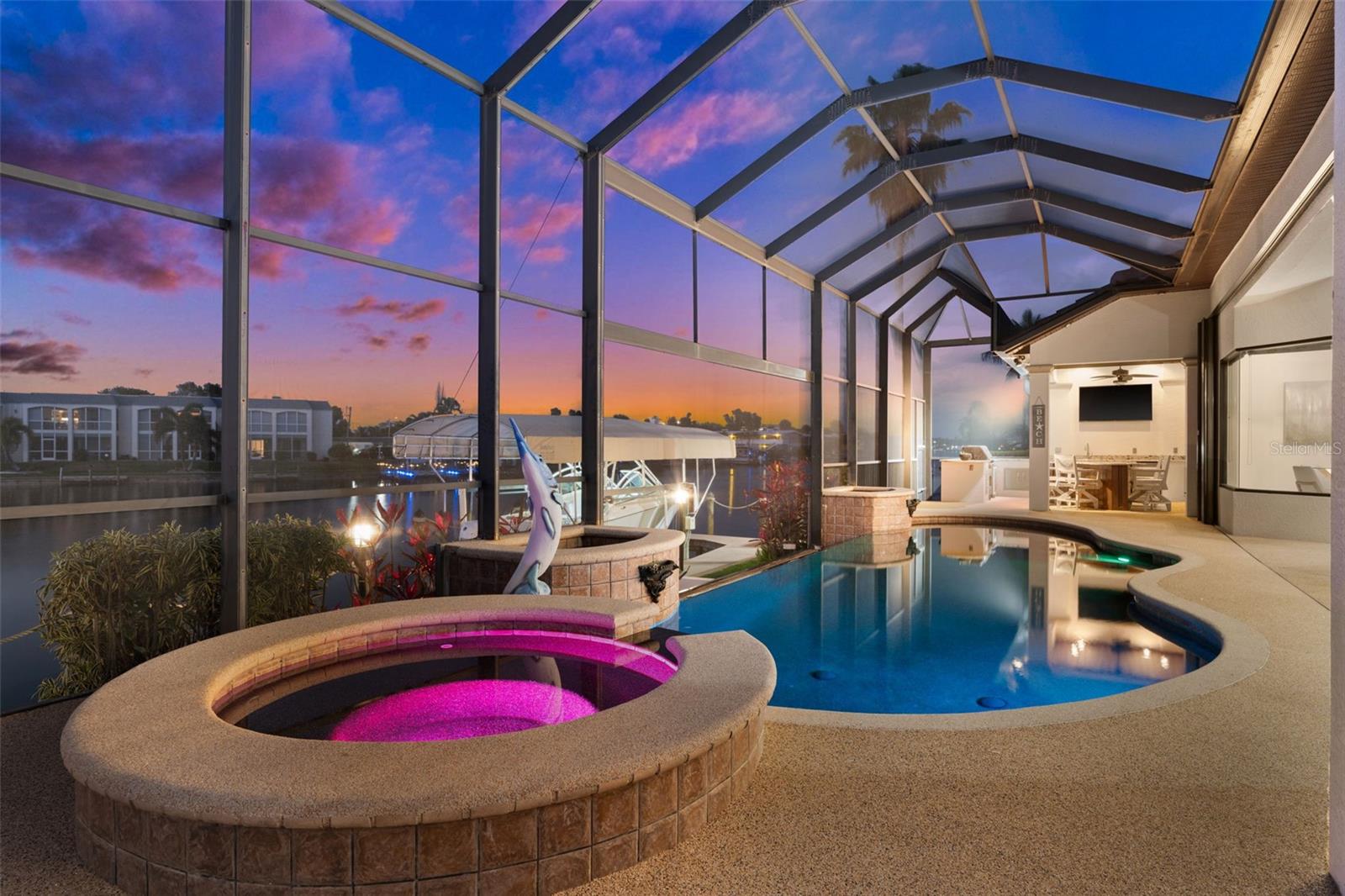 Image 45 of 50 For 5205 Tamiami Court