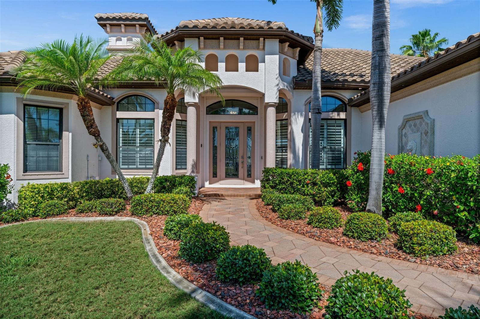 Image 5 of 50 For 5205 Tamiami Court